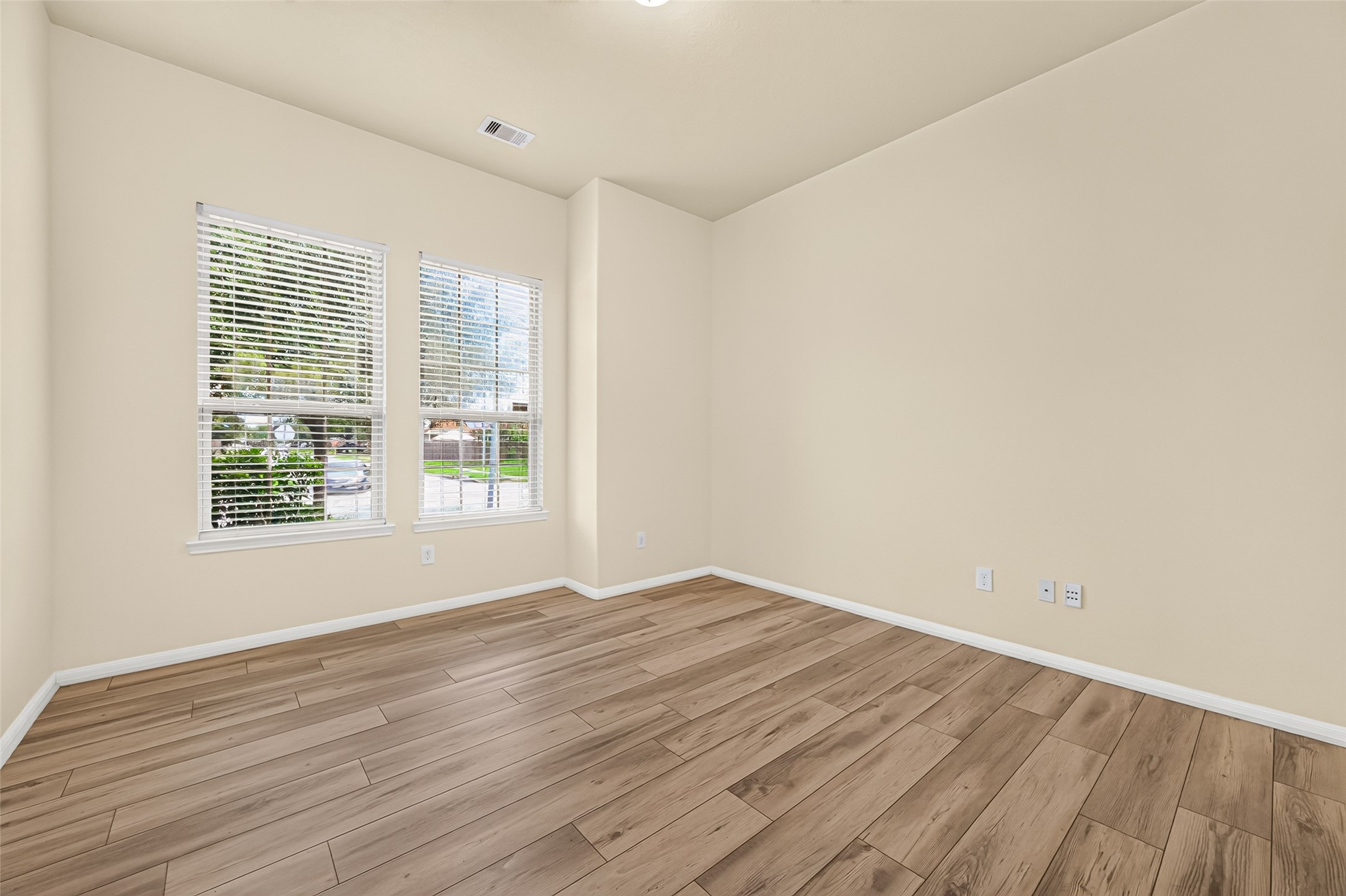 6847 Tammany Manor Lane Property Photo 26