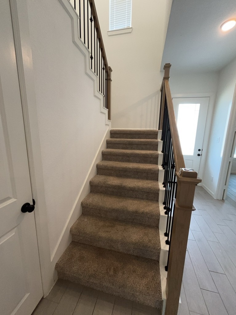1542 Park Path Drive Property Photo 5