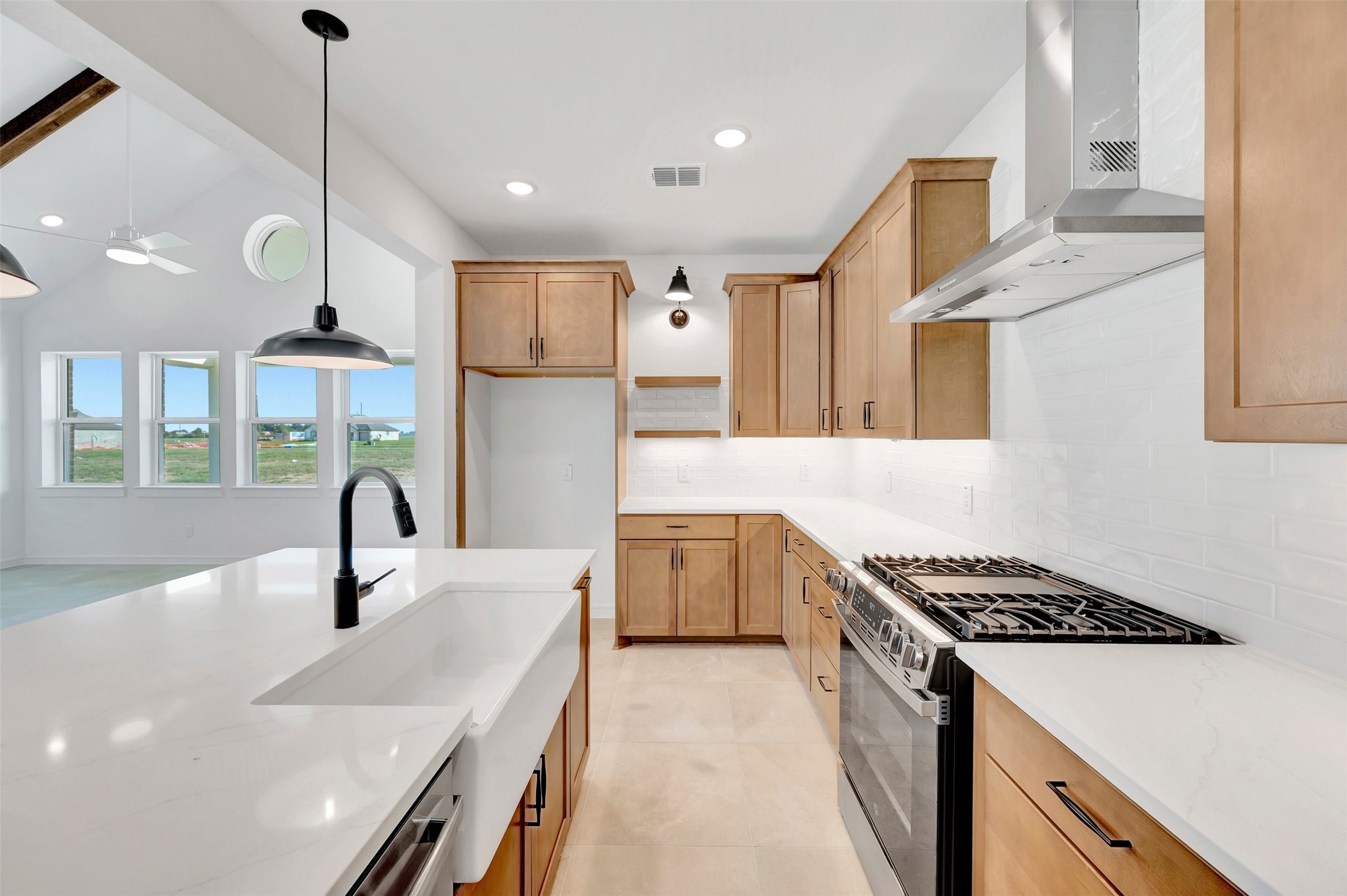 216 Dunovant Drive Property Photo 8