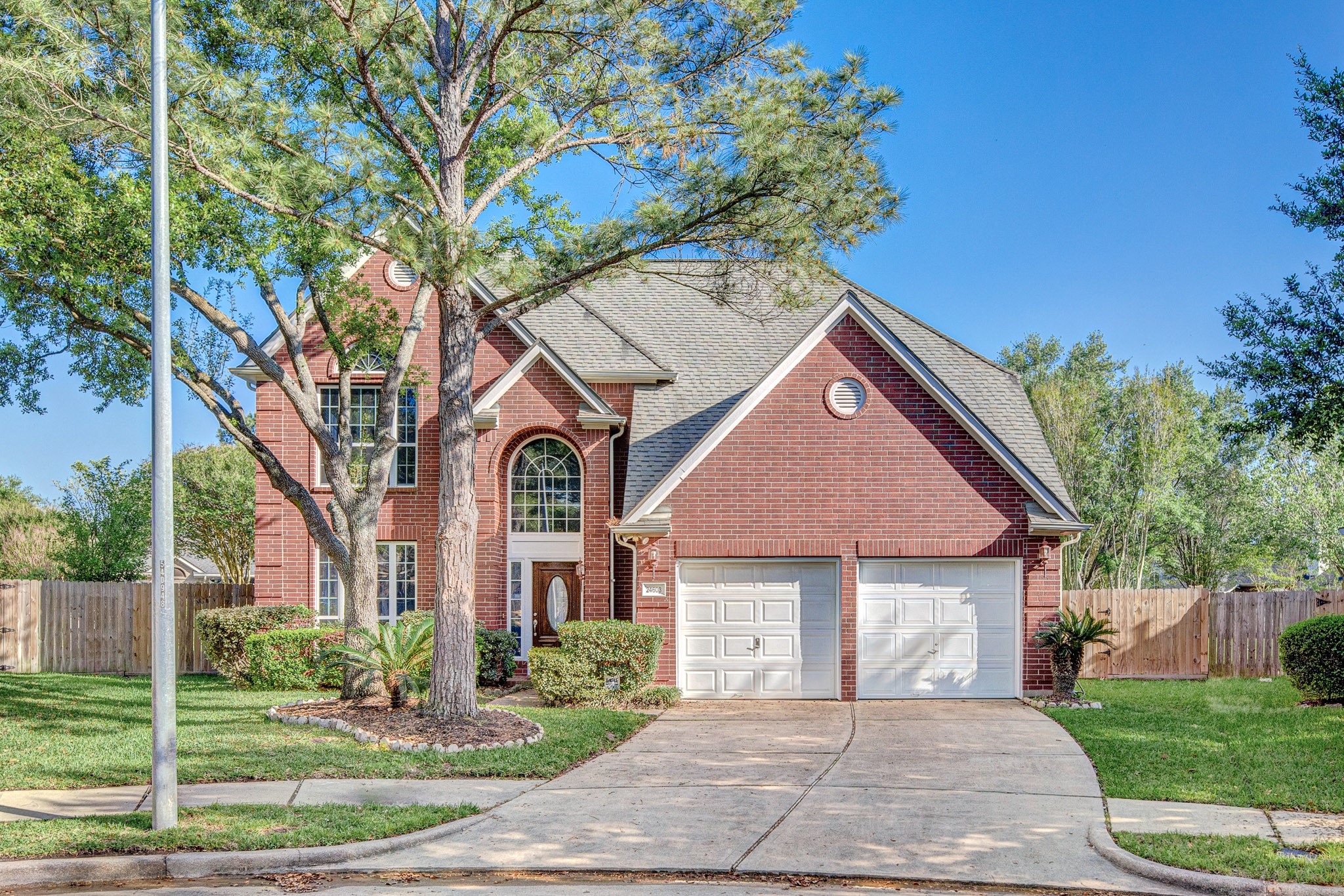 24603 Queensfield Court Property Photo 1