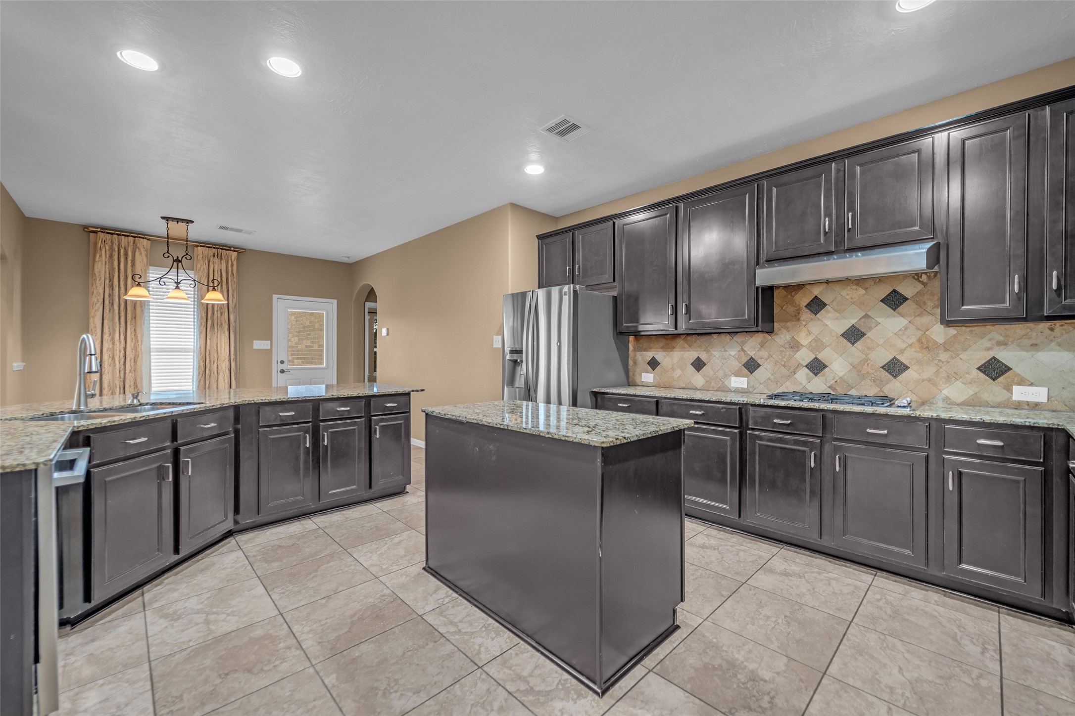 7907 Dunlap Field Lane Property Photo 4