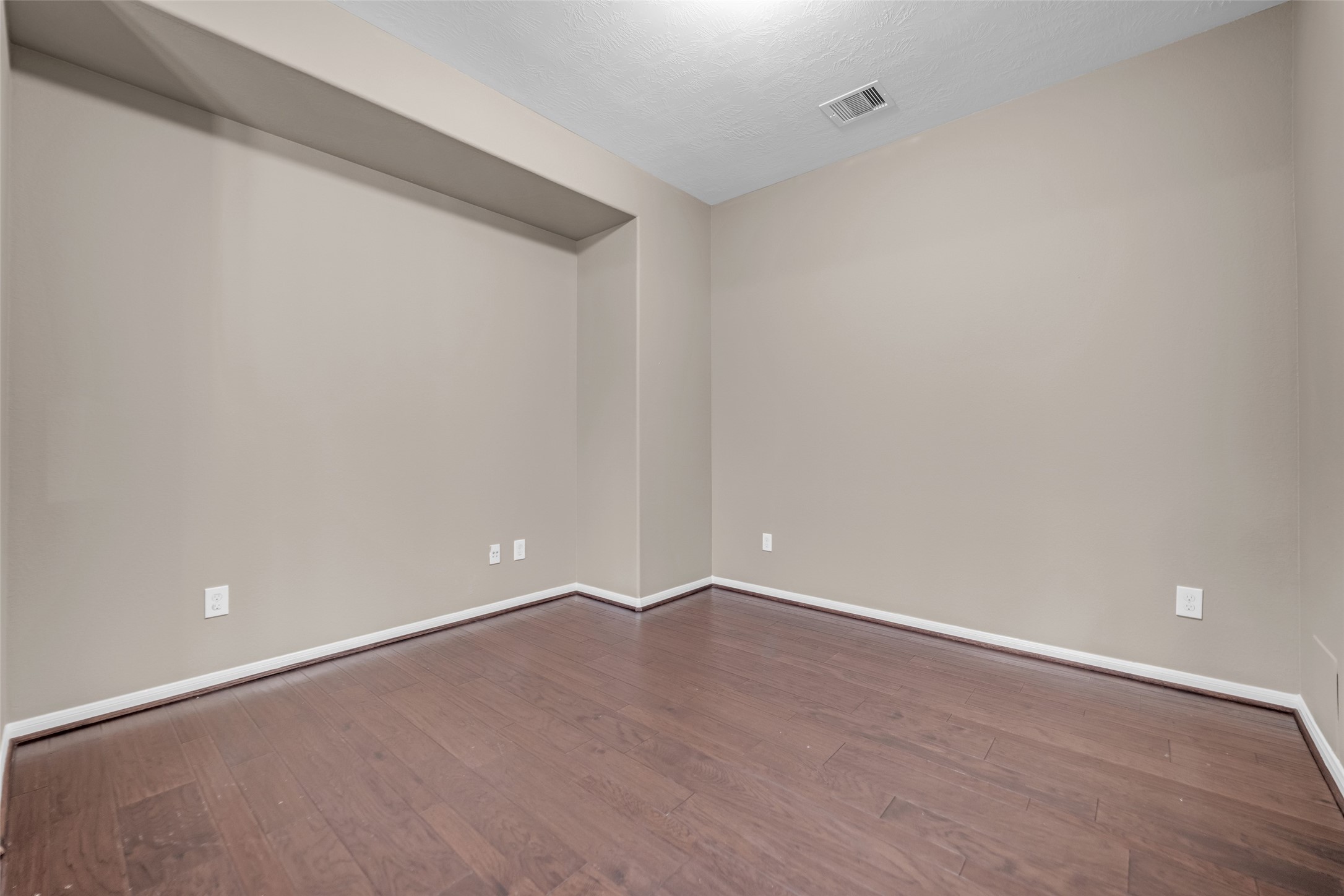 7907 Dunlap Field Lane Property Photo 18