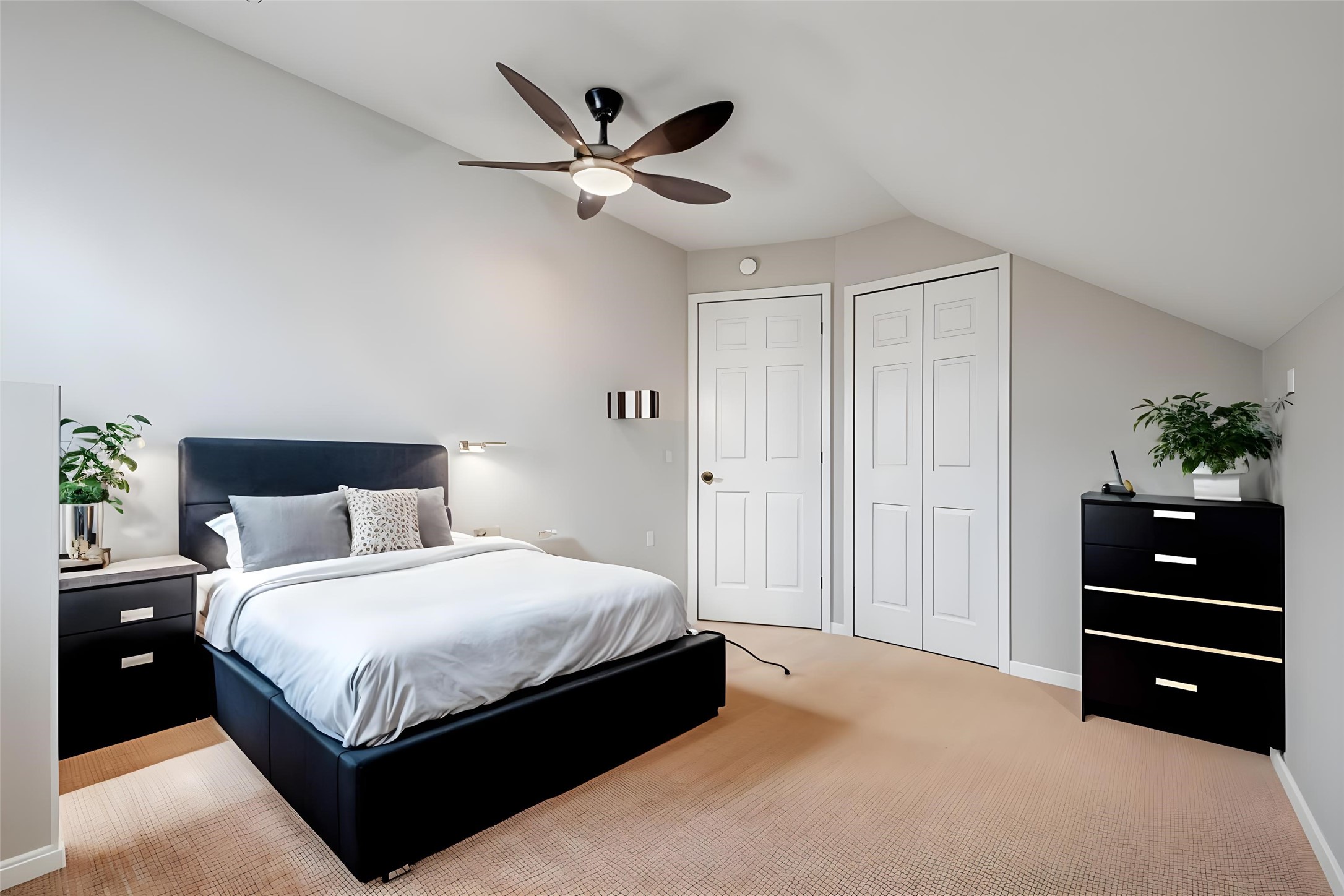 7725 Ellis Drive Property Photo 32