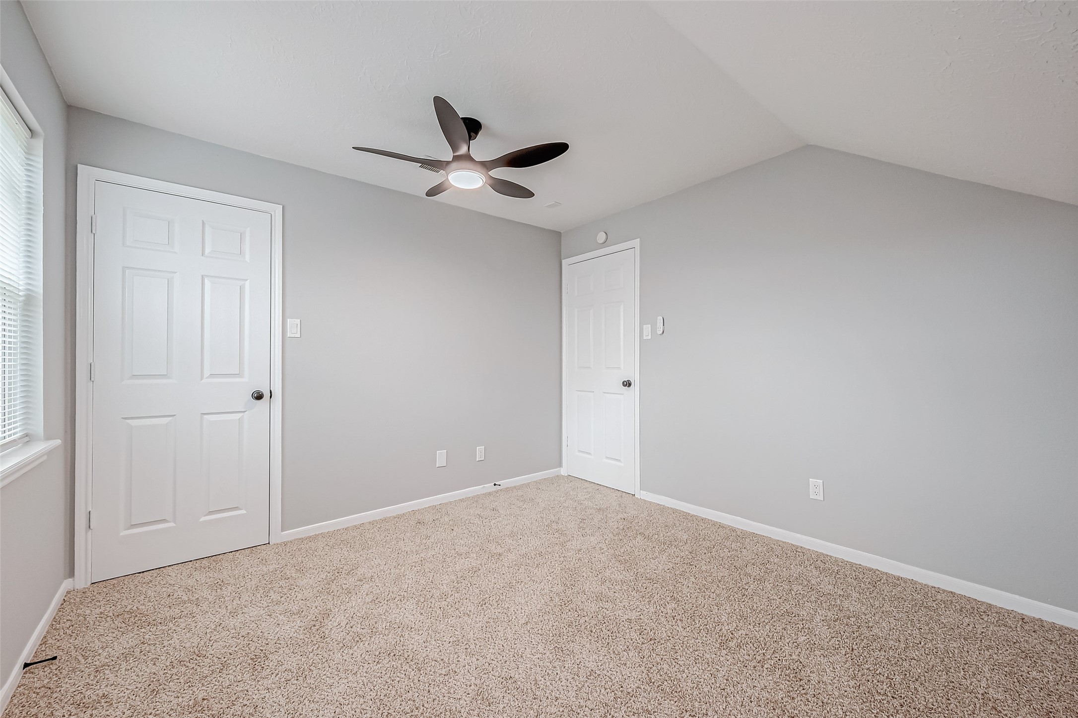 7725 Ellis Drive Property Photo 34