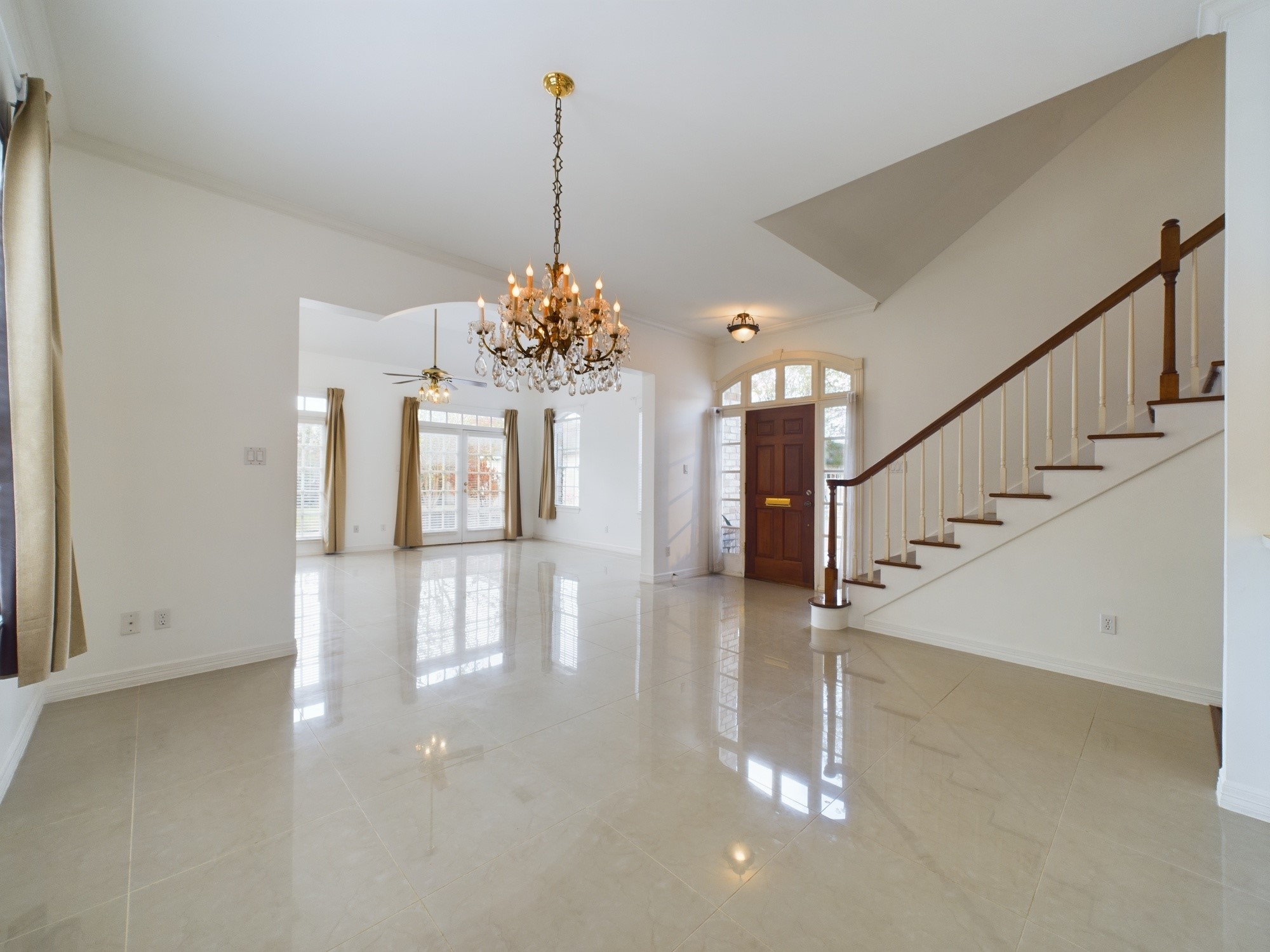 5627 Winsome Lane A Property Photo 4
