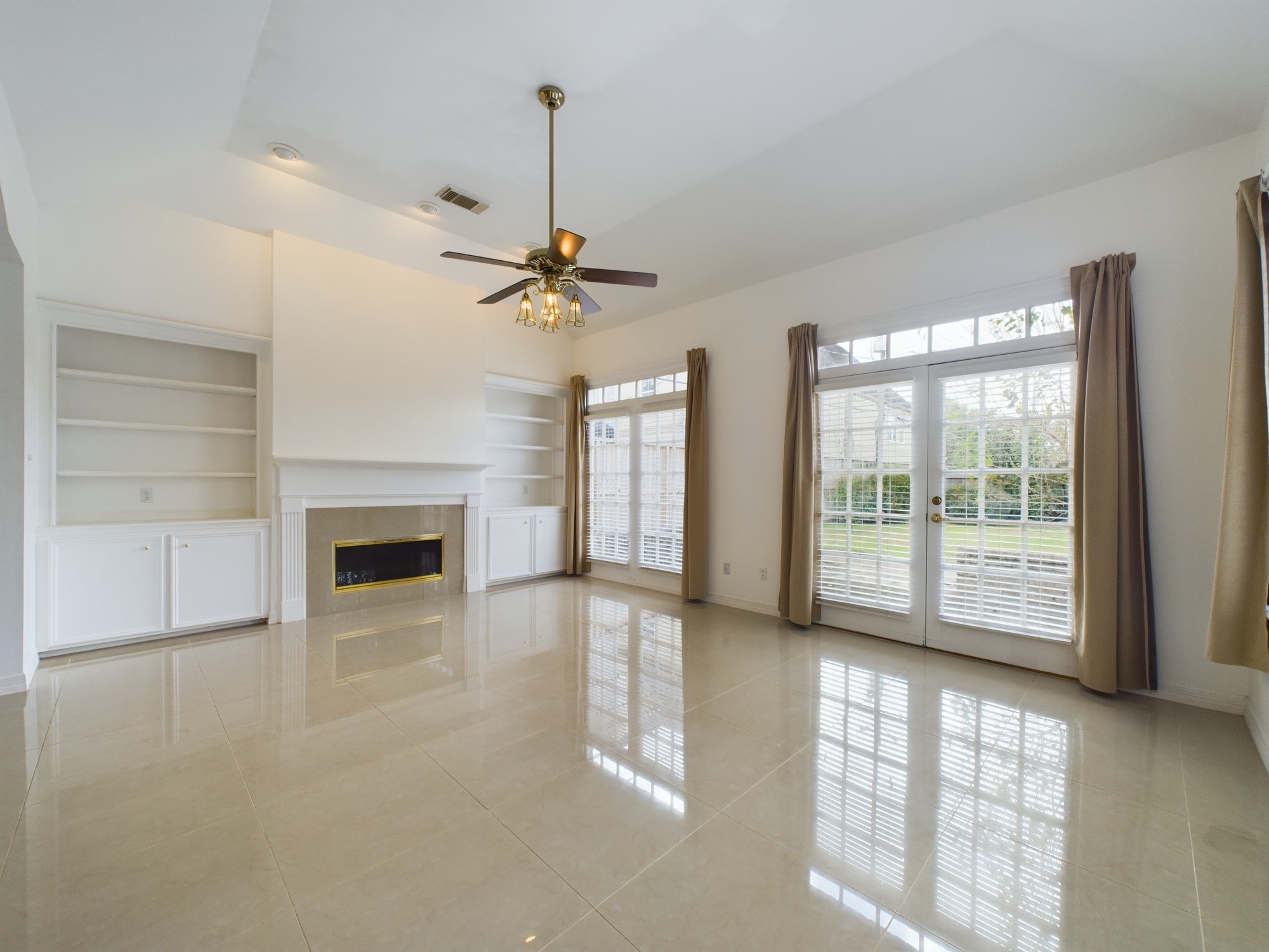 5627 Winsome Lane A Property Photo 7