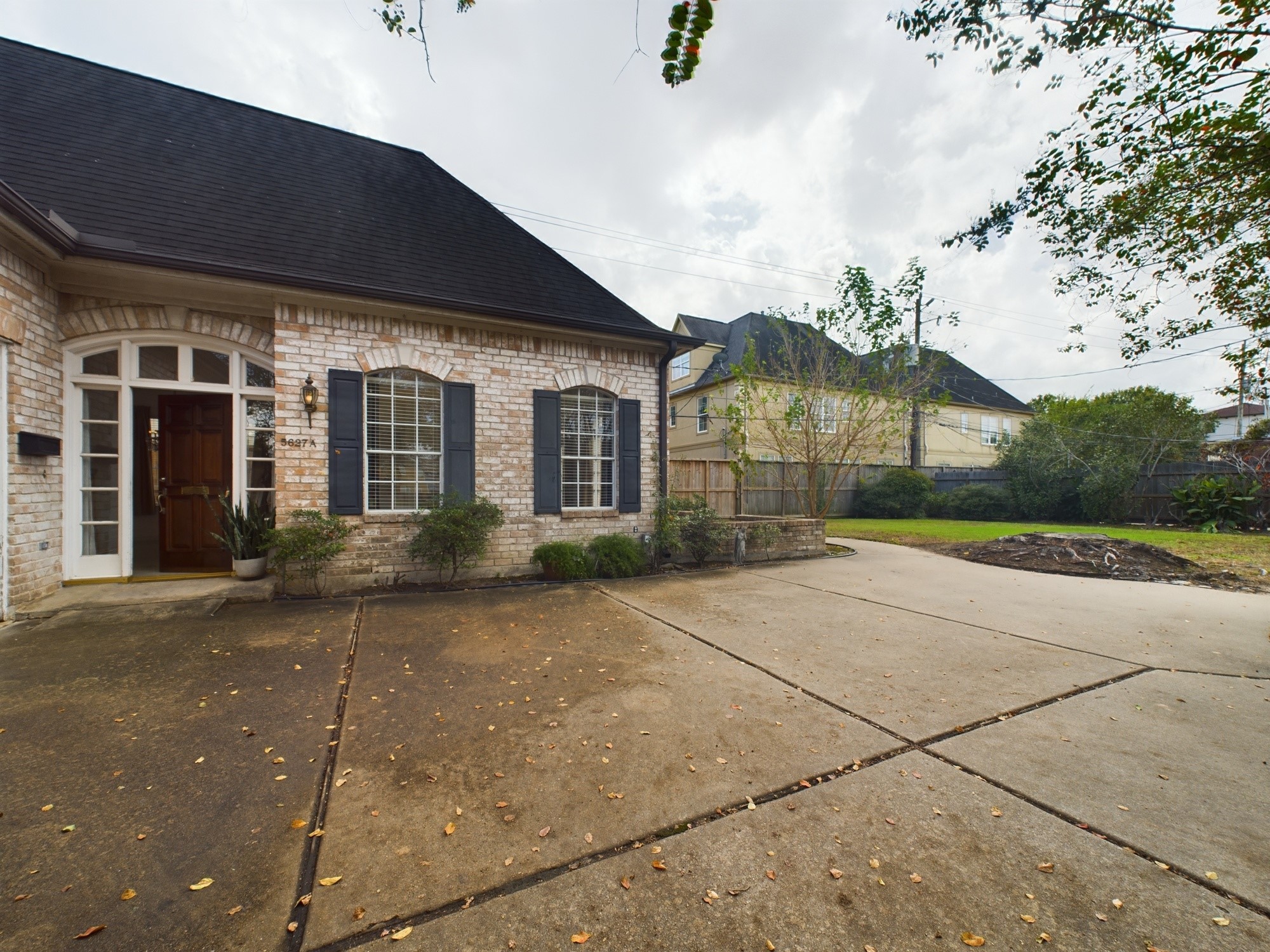 5627 Winsome Lane A Property Photo 40