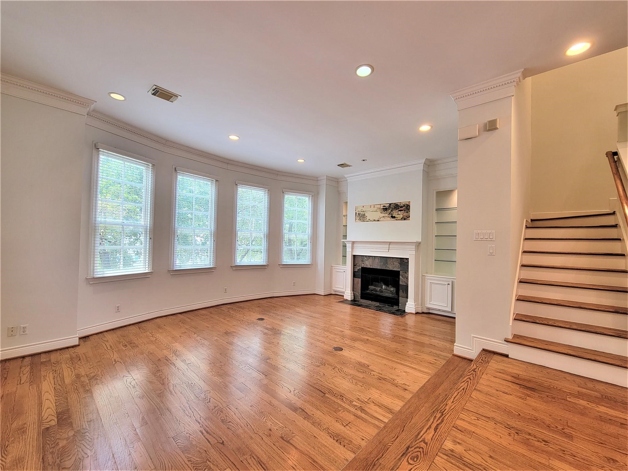 2508 South Boulevard Property Photo 5