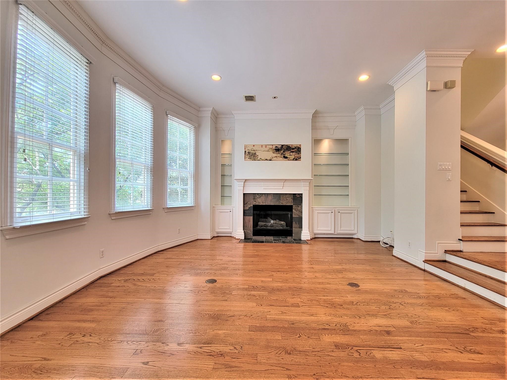 2508 South Boulevard Property Photo 6