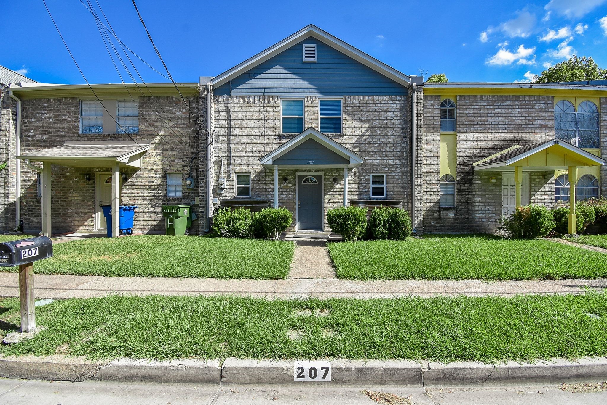 207 Granberry Street Property Photo 1
