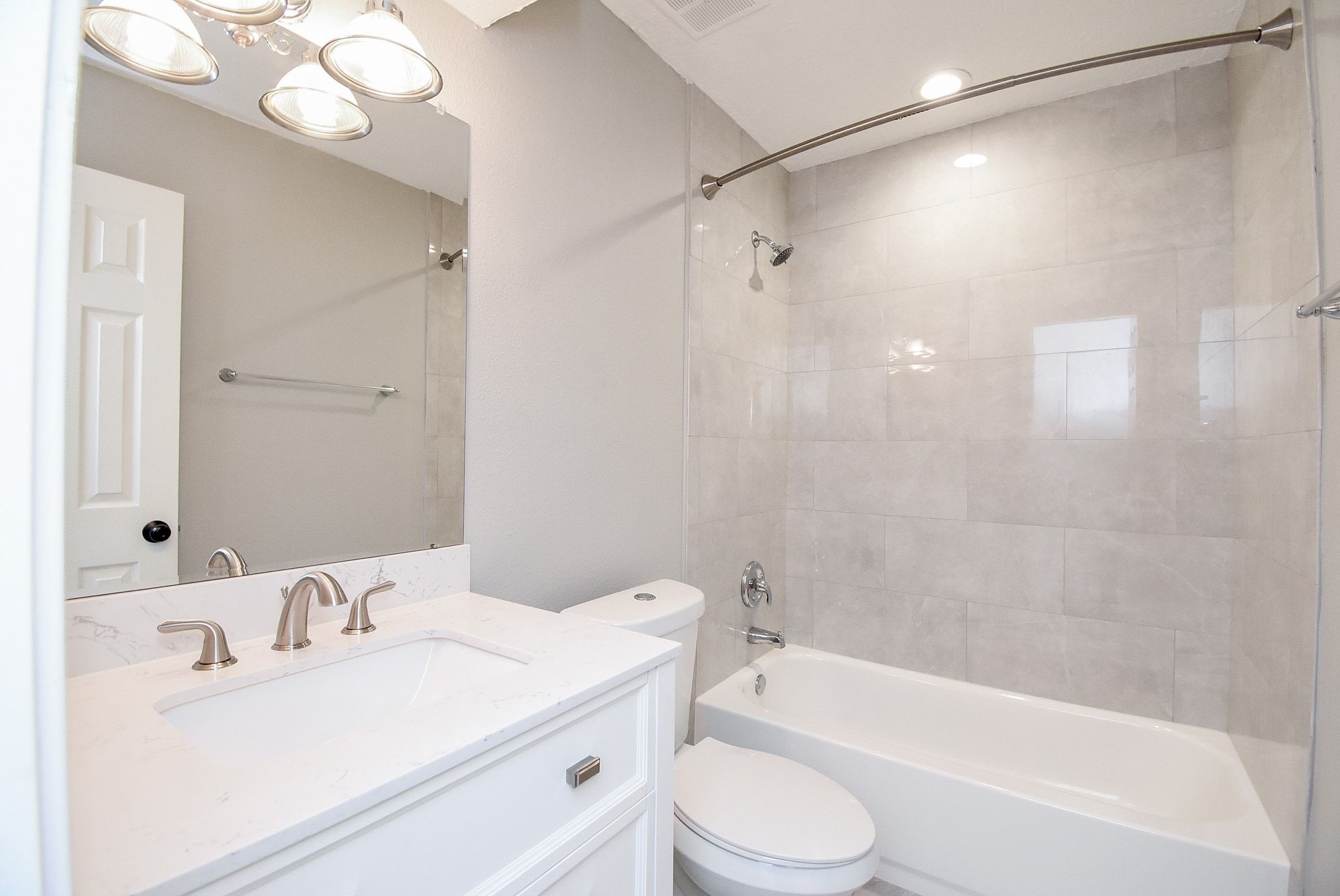 207 Granberry Street Property Photo 28