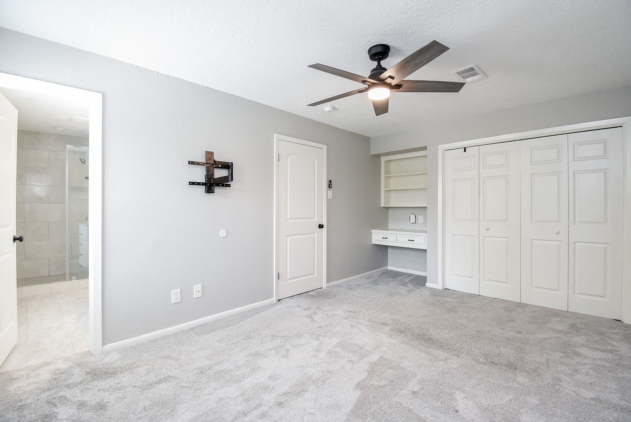 207 Granberry Street Property Photo 38