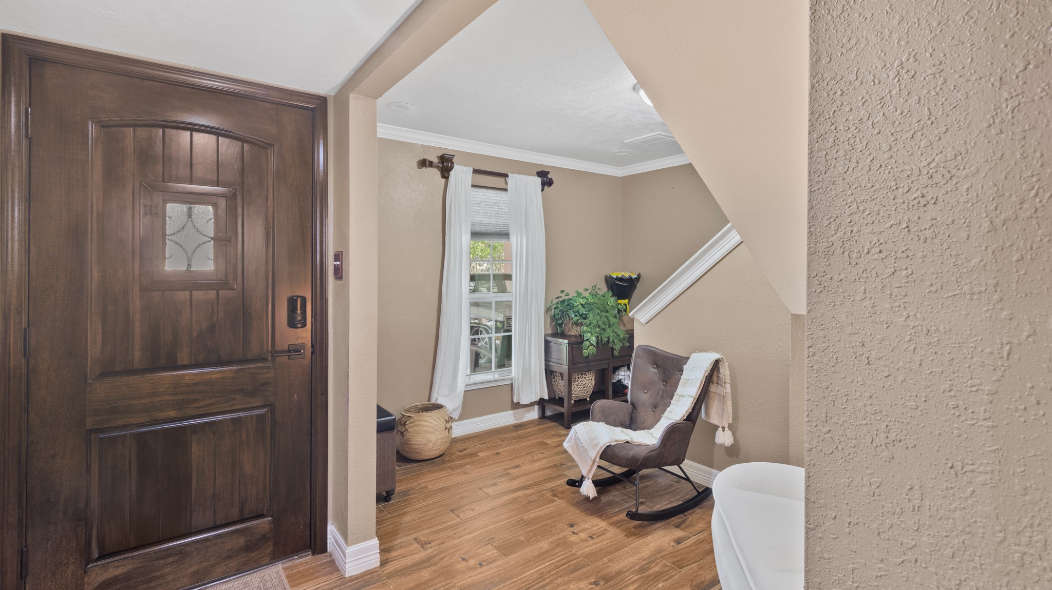 10158 Scotsbrook Drive Property Photo 5