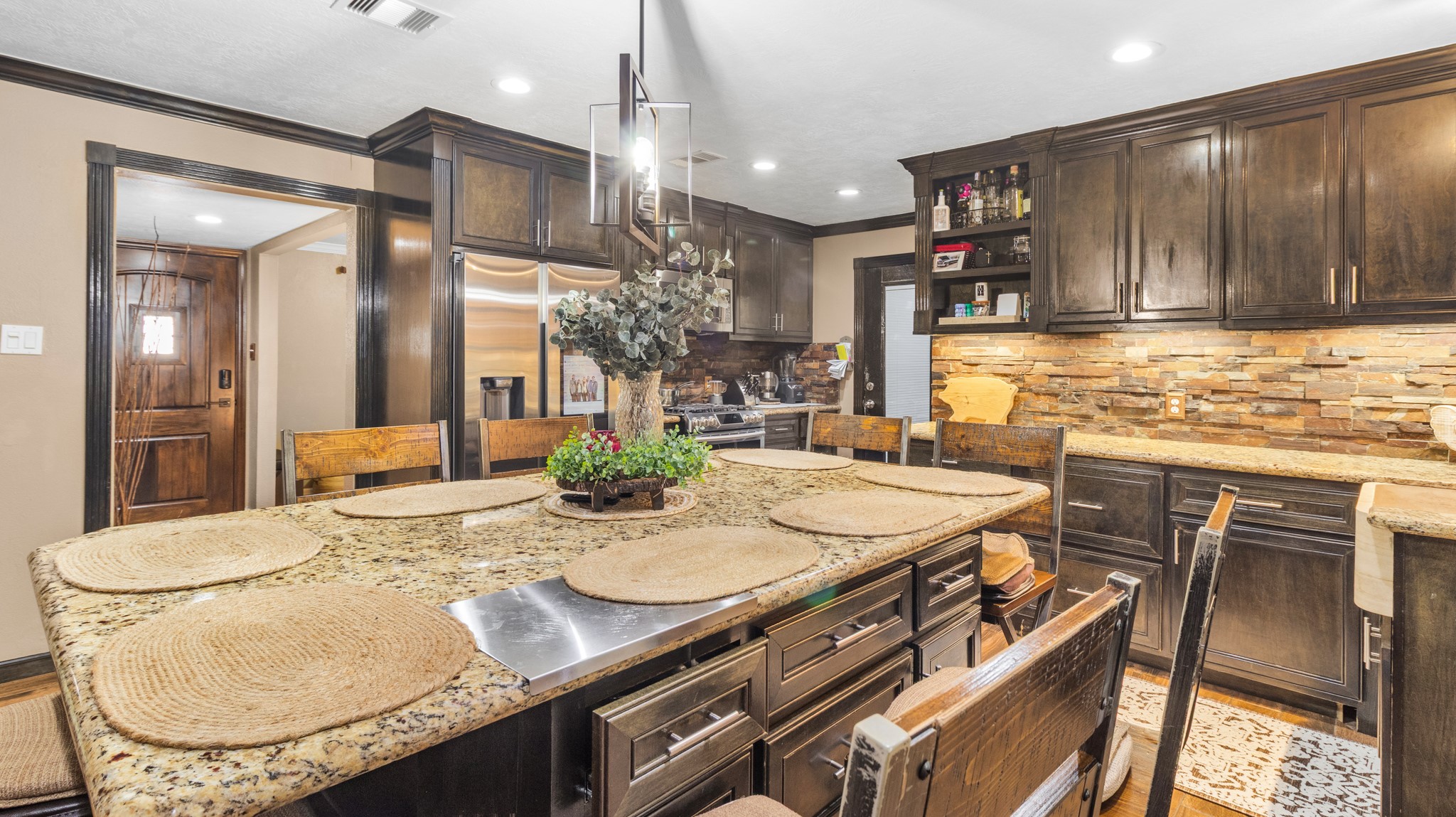10158 Scotsbrook Drive Property Photo 8