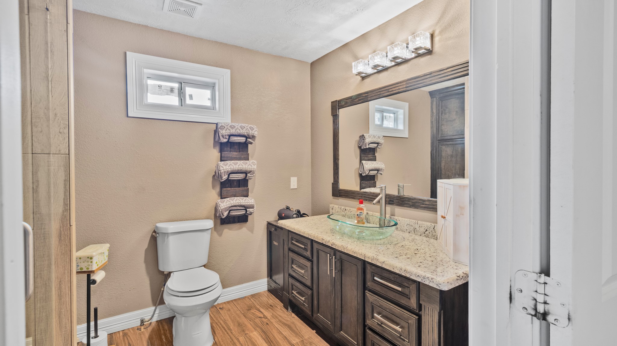 10158 Scotsbrook Drive Property Photo 28