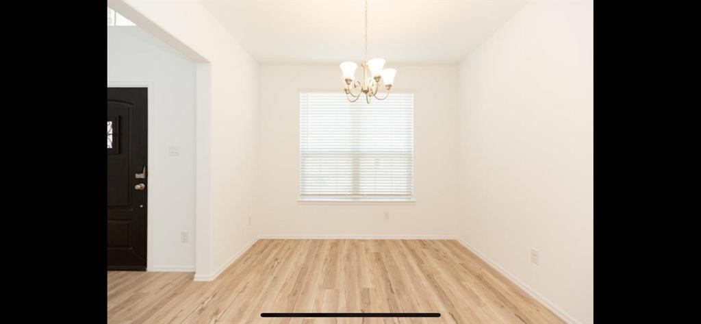 19044 Pinewood Grove Trail Property Photo 6