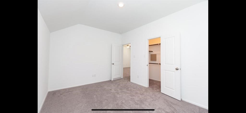 19044 Pinewood Grove Trail Property Photo 21