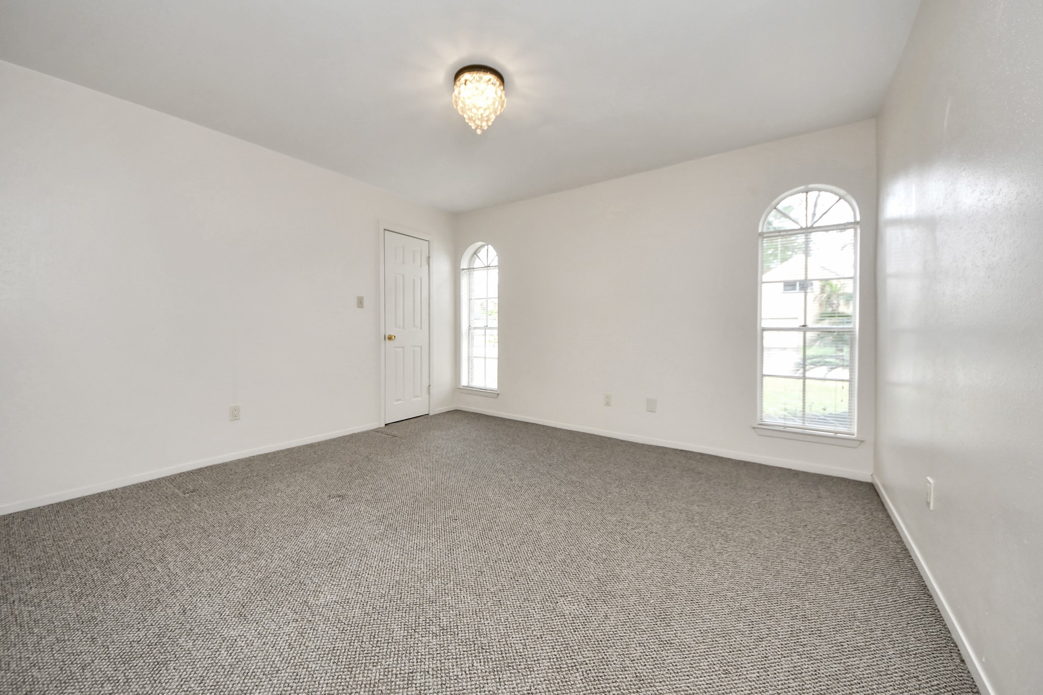 12702 Ravensway Drive Property Photo 20