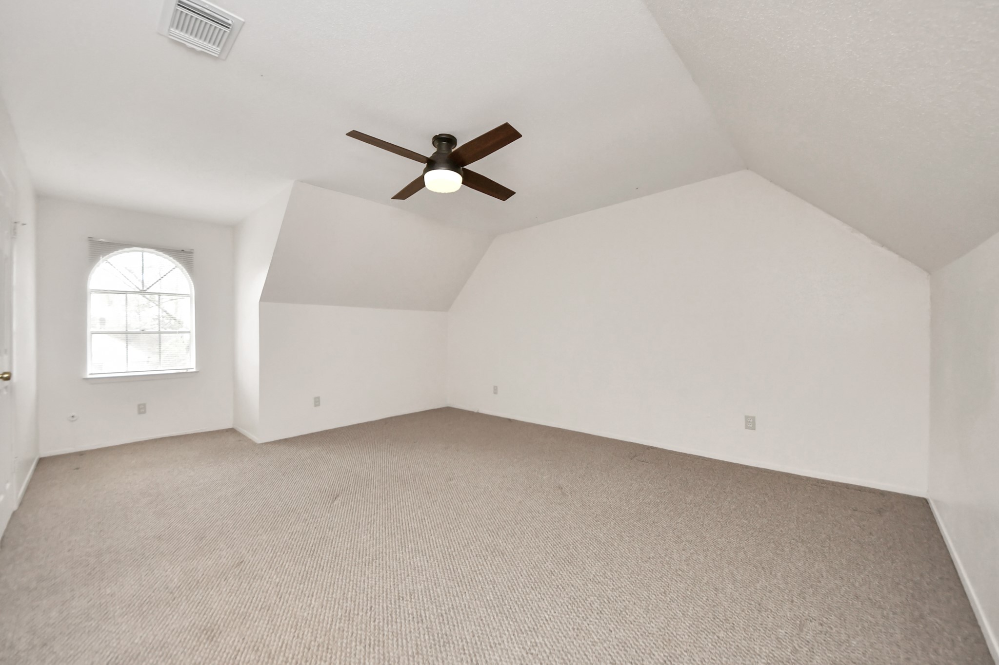 12702 Ravensway Drive Property Photo 27