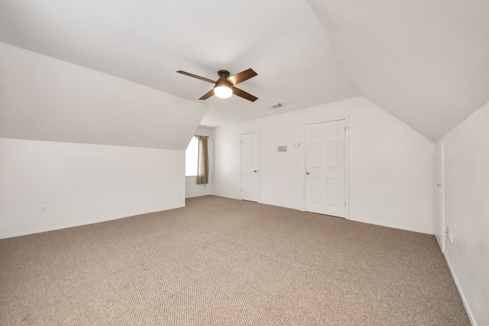 12702 Ravensway Drive Property Photo 32