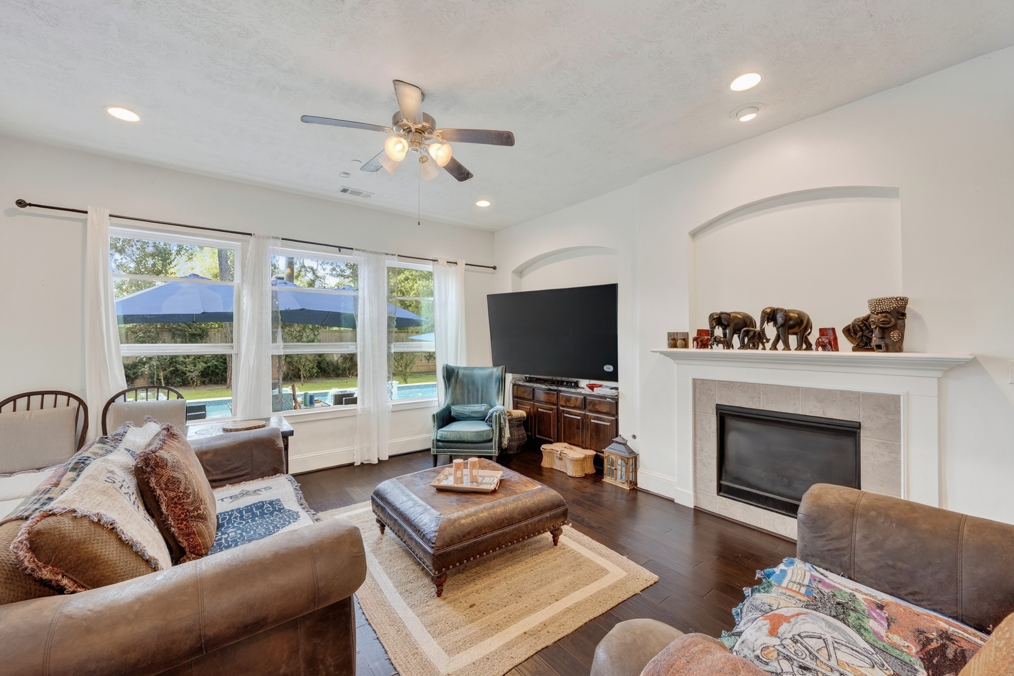 335 Voss Road Property Photo 11