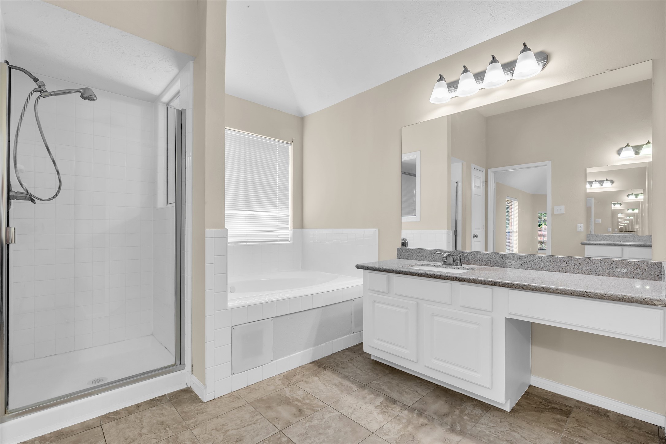 12018 Natural Bridges Lane Property Photo 14