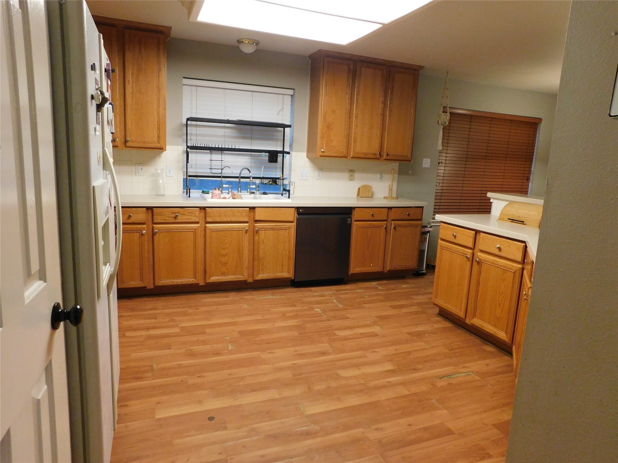 6047 Kristen Park Lane Property Photo 9