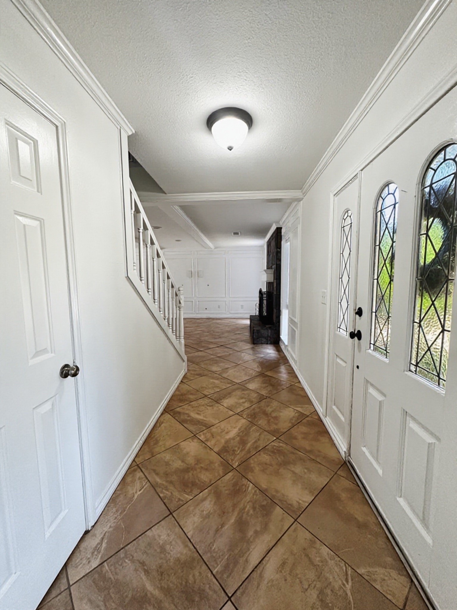 3934 Cypress Lake Drive Property Photo 4