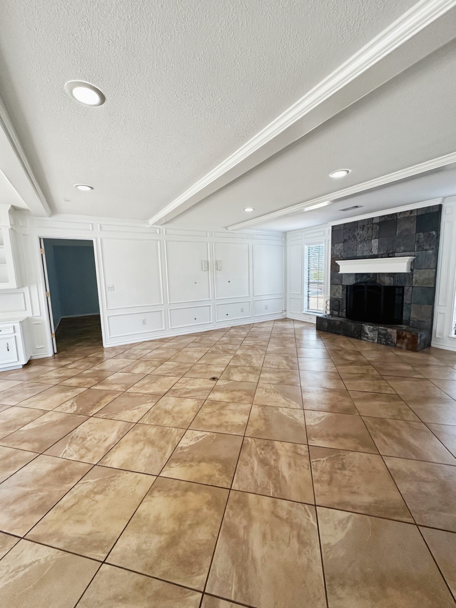 3934 Cypress Lake Drive Property Photo 9
