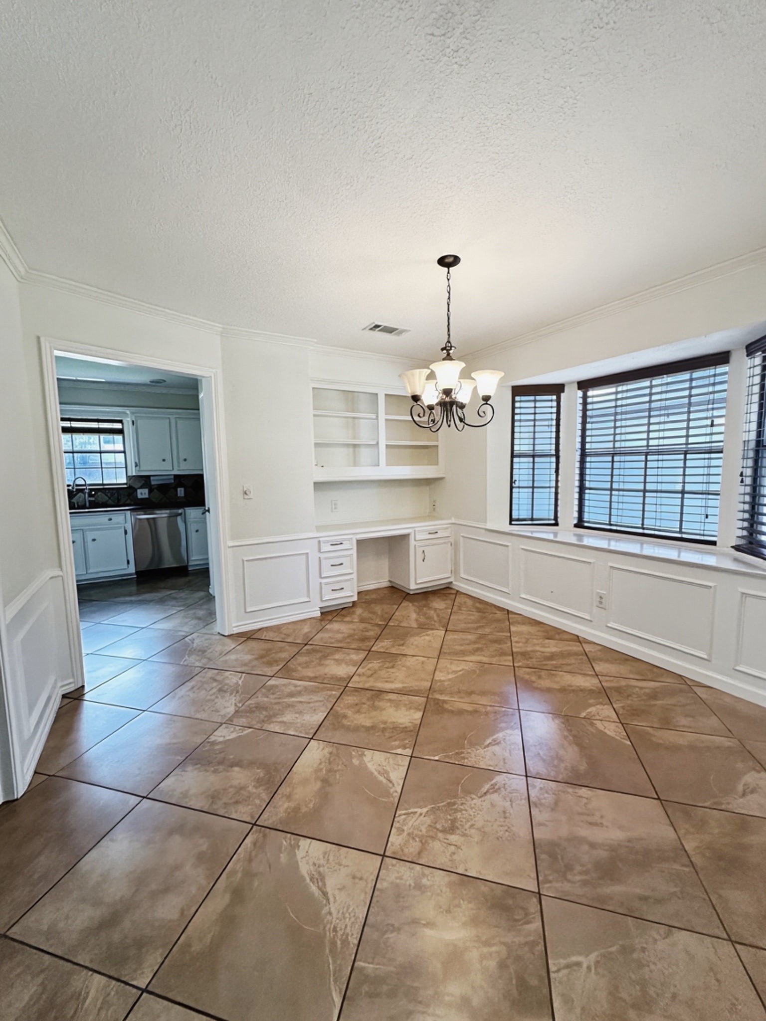 3934 Cypress Lake Drive Property Photo 15