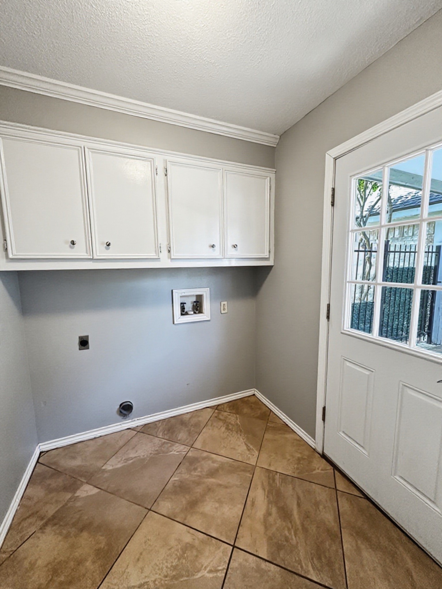 3934 Cypress Lake Drive Property Photo 19