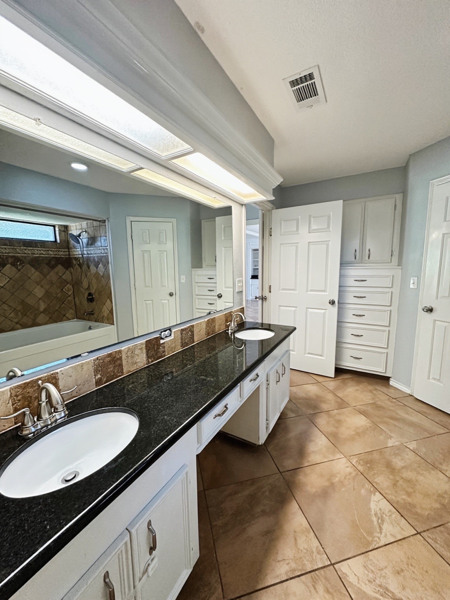 3934 Cypress Lake Drive Property Photo 23
