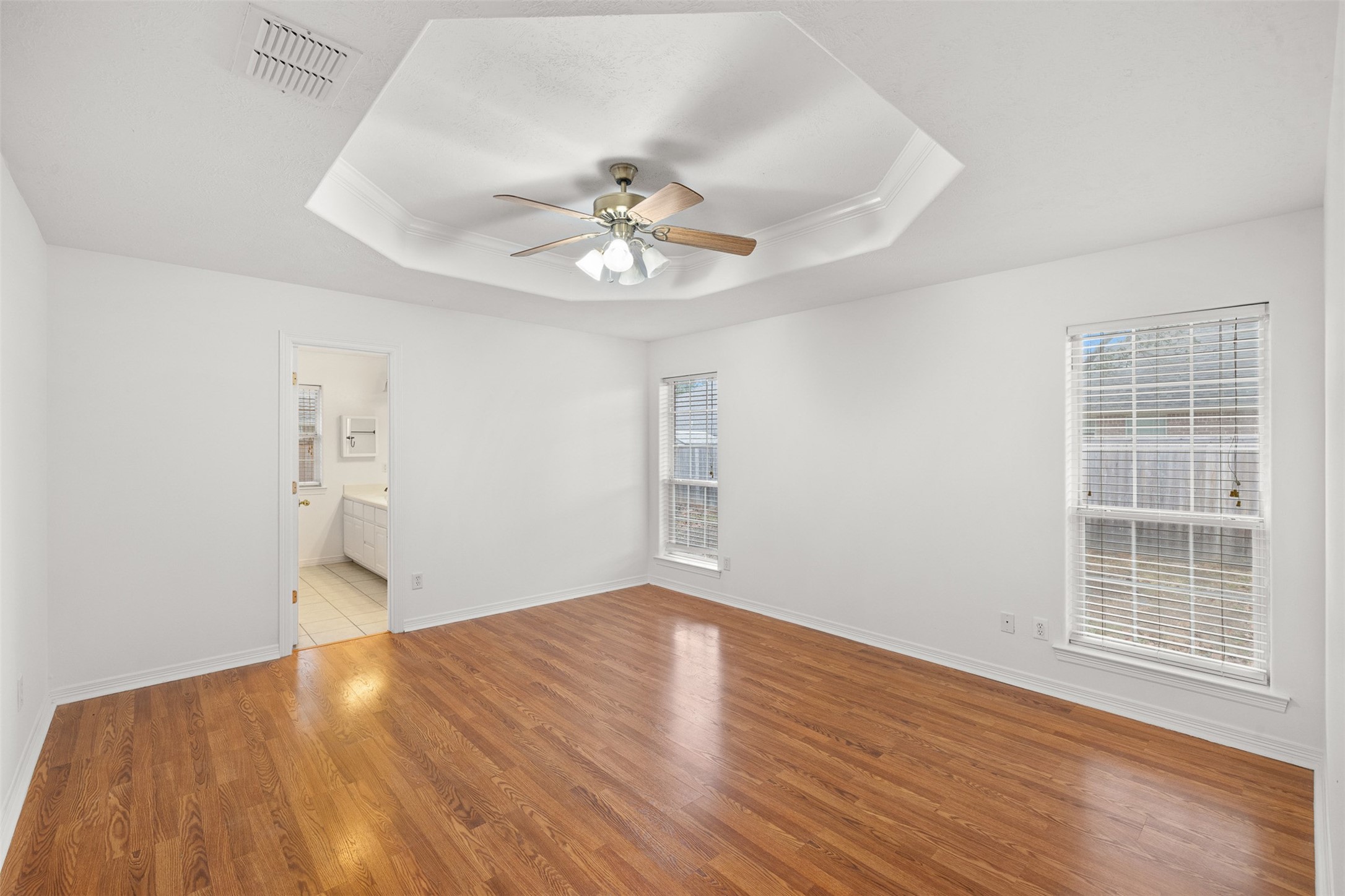 112 Ruby Street Property Photo 15