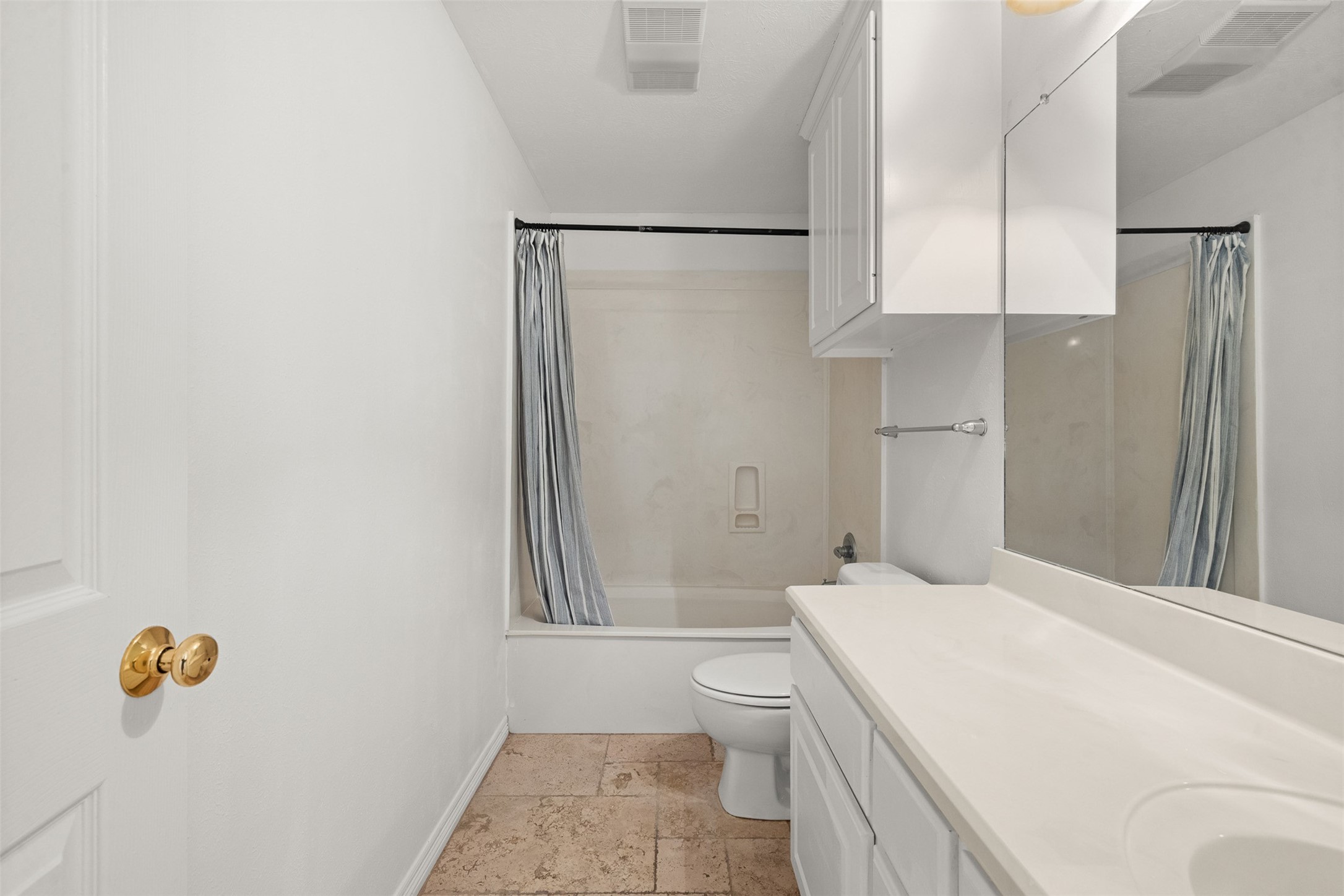 112 Ruby Street Property Photo 21