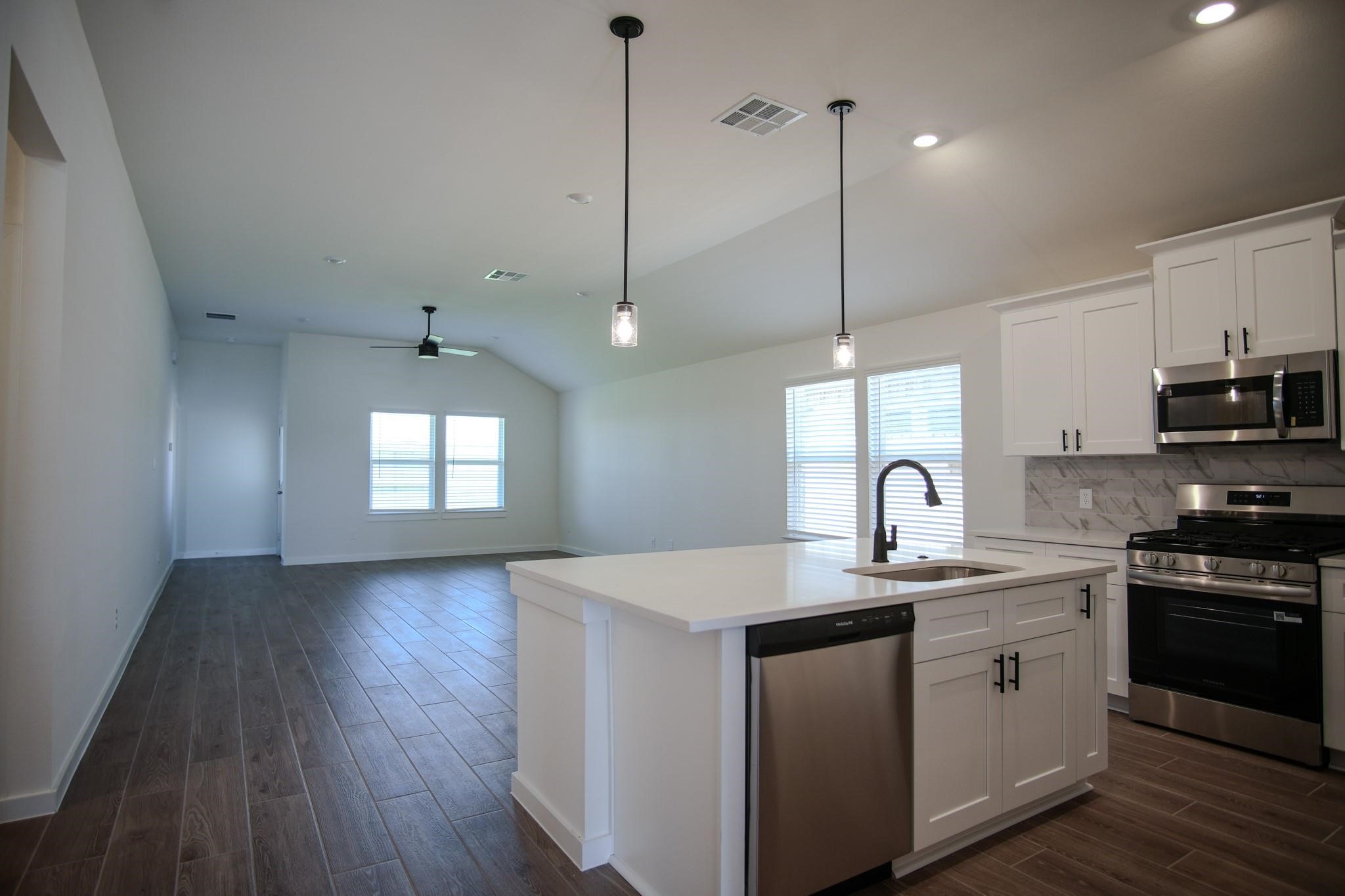 6215 Royal Palm Drive Property Photo 12