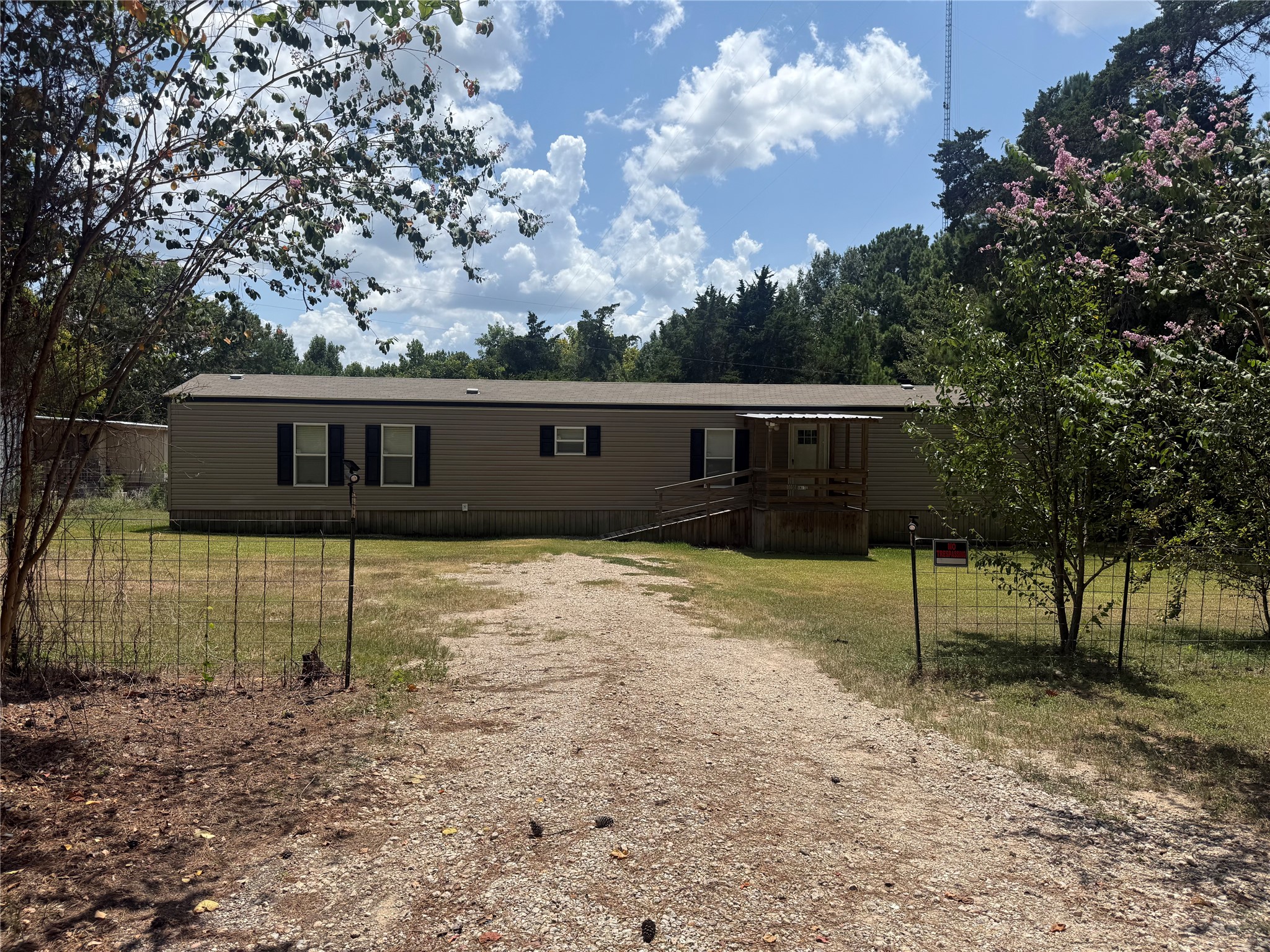 10161 Pollard Road 1 Property Photo 2