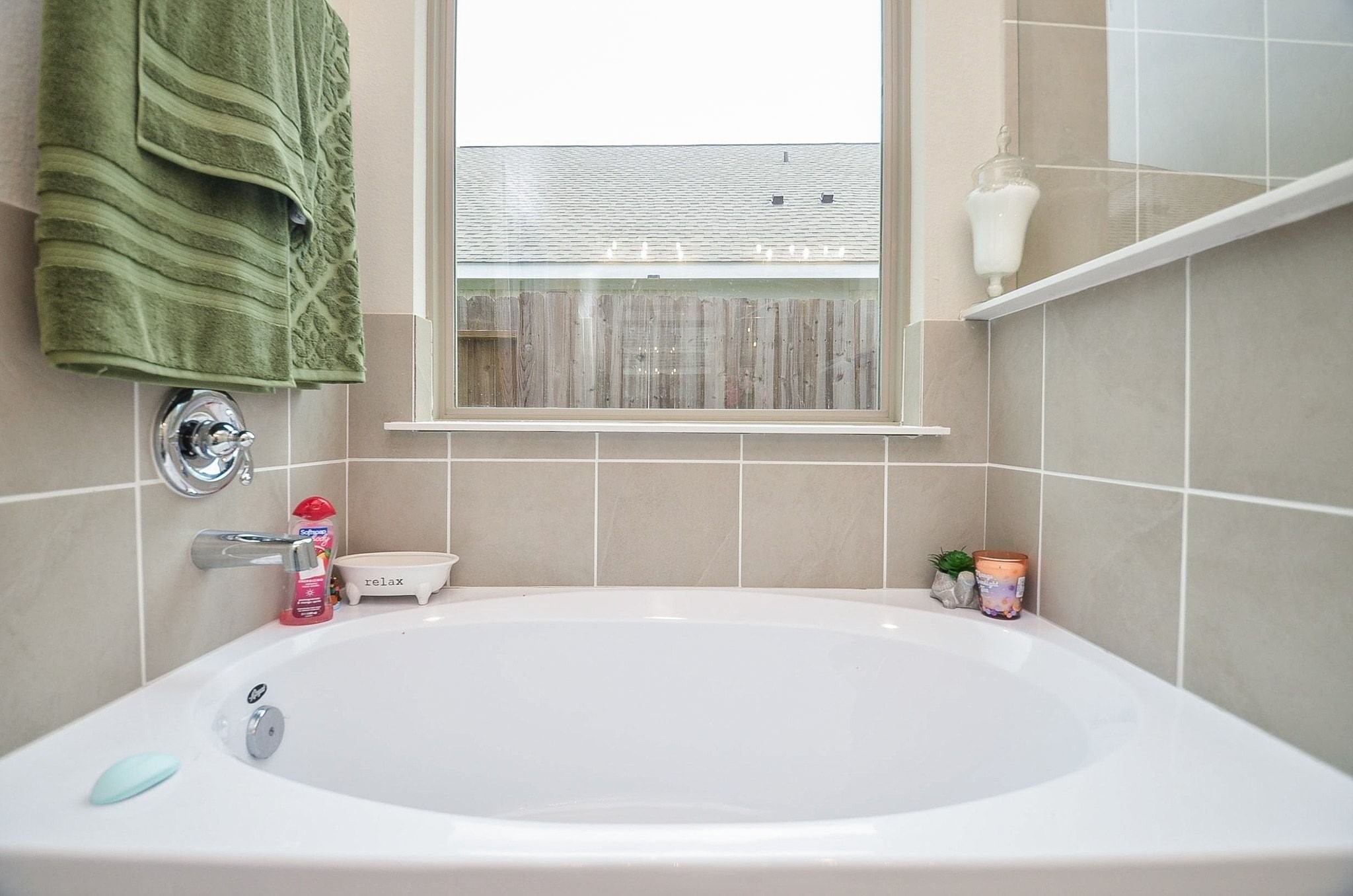 8626 Winters Edge Road Property Photo 18