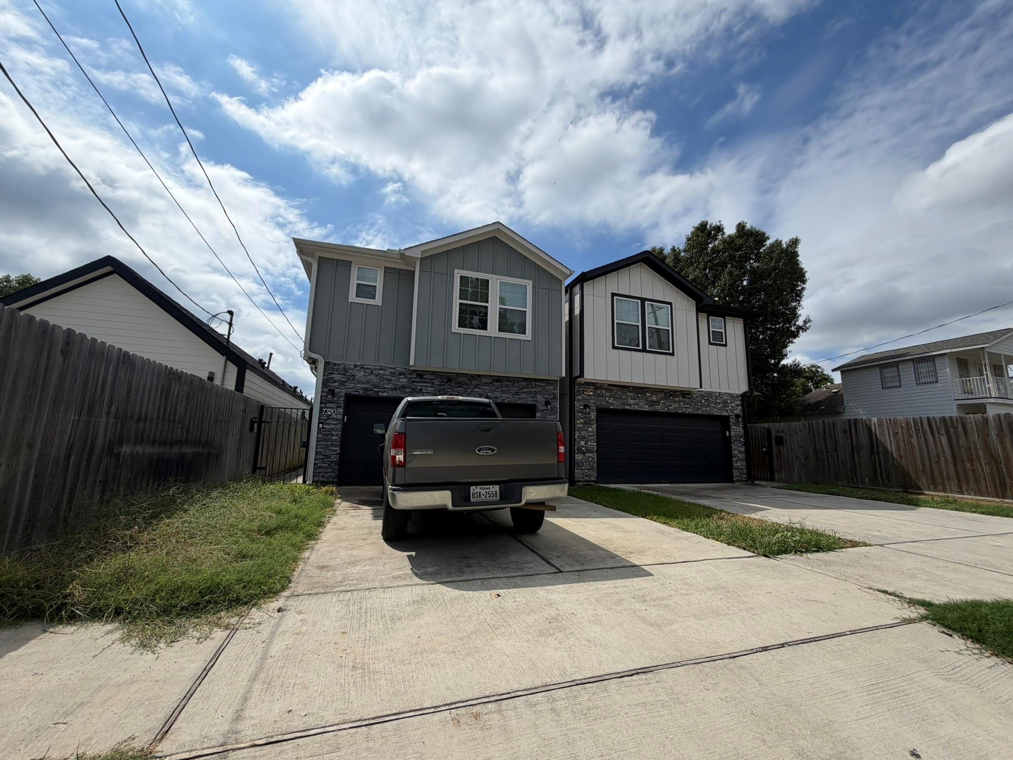 7320 Avenue J, Houston Tx 77011 Property Photo 2