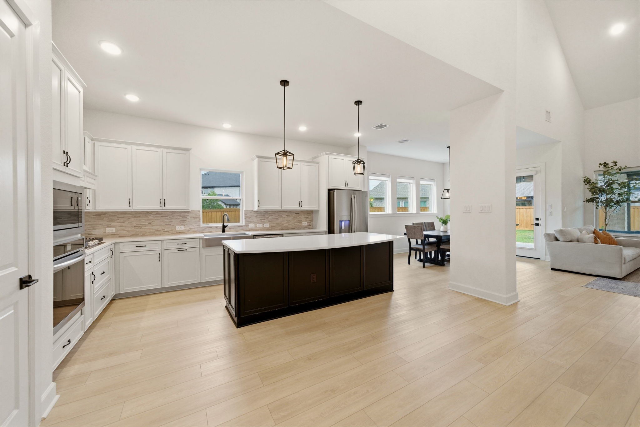 13803 Cerezo Creek Pointe Drive Property Photo 11