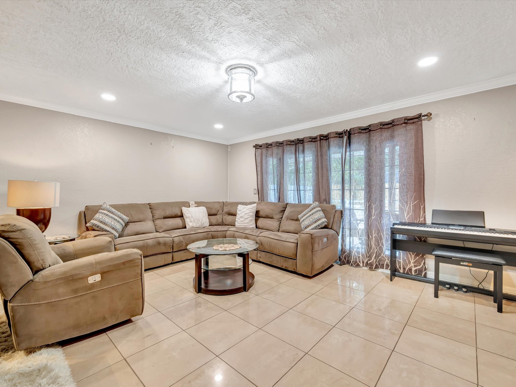 1615 Redway Lane Property Photo 10