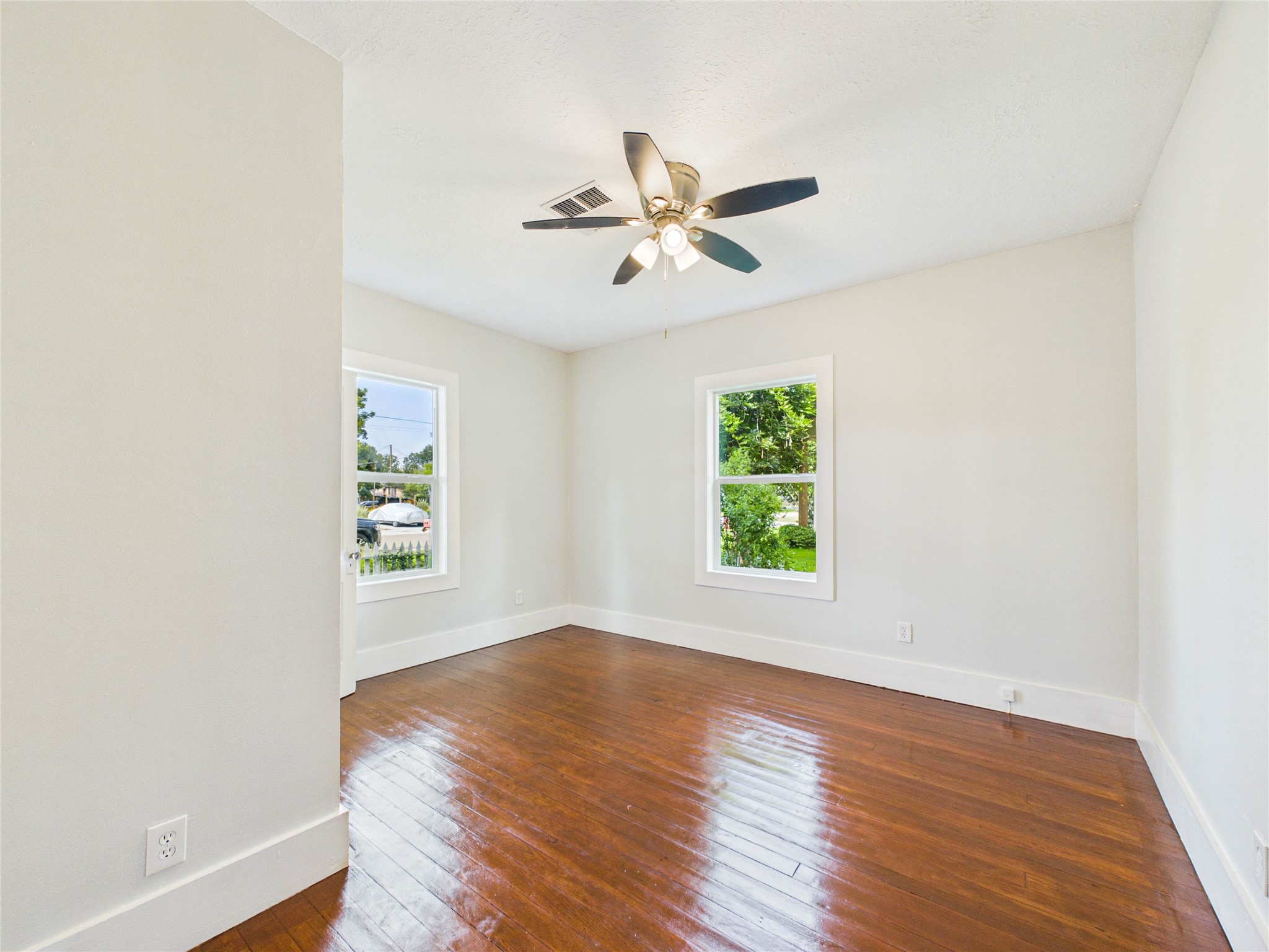 314 W Sidnor Street Property Photo 15