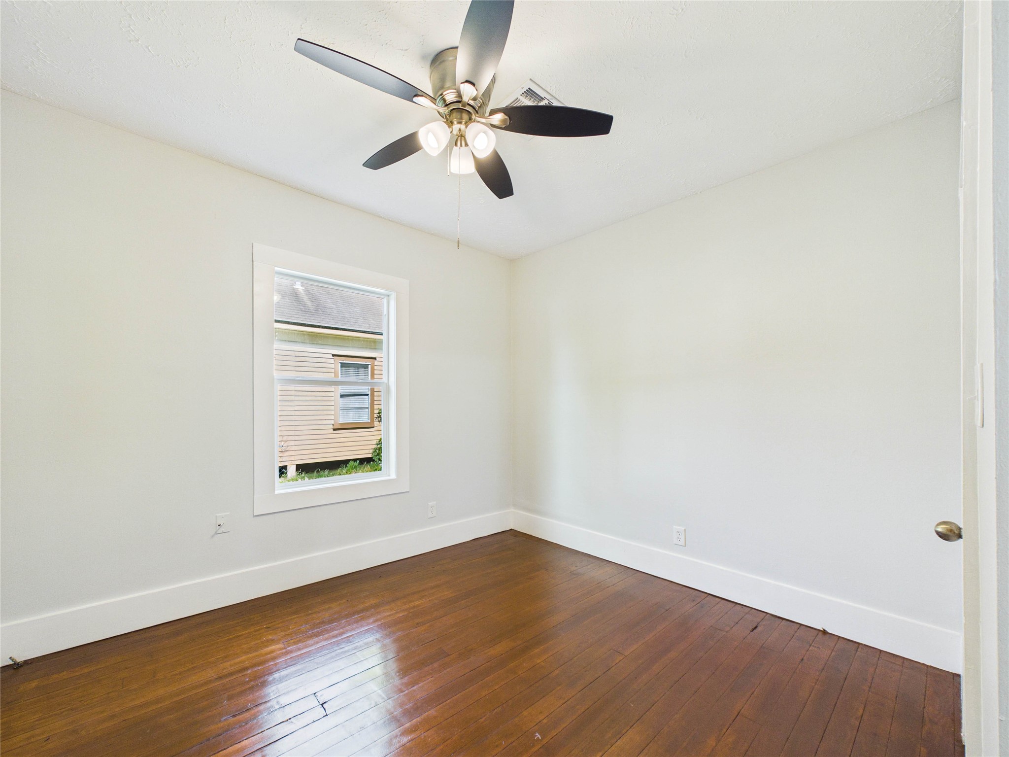 314 W Sidnor Street Property Photo 23
