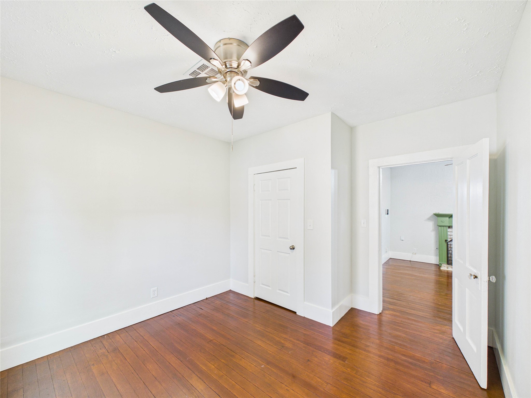 314 W Sidnor Street Property Photo 25