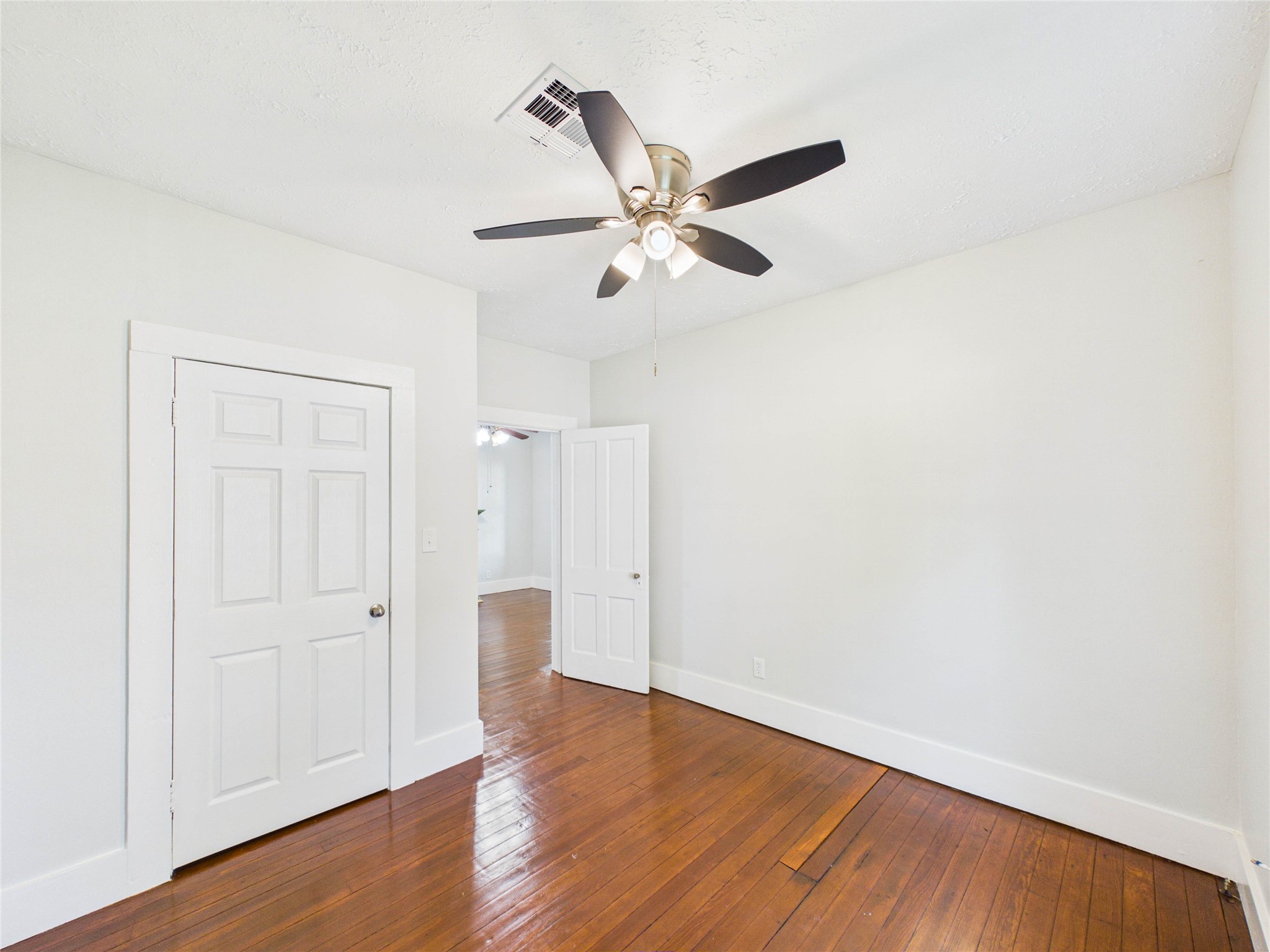 314 W Sidnor Street Property Photo 27