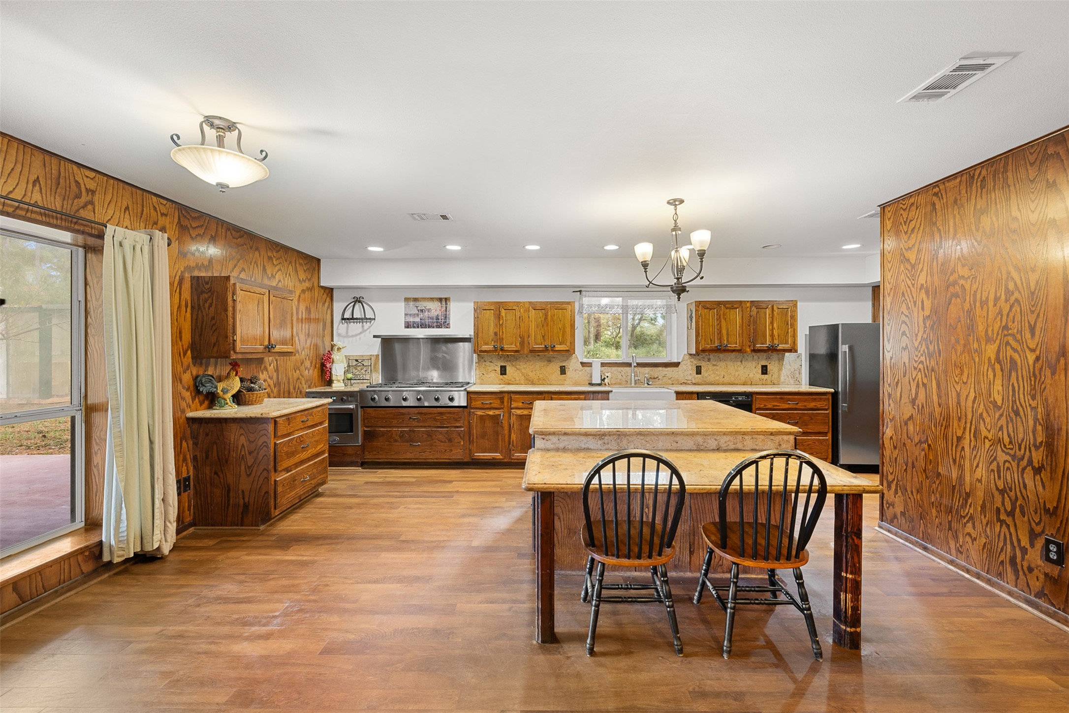 9445 County Road 132 Property Photo 1