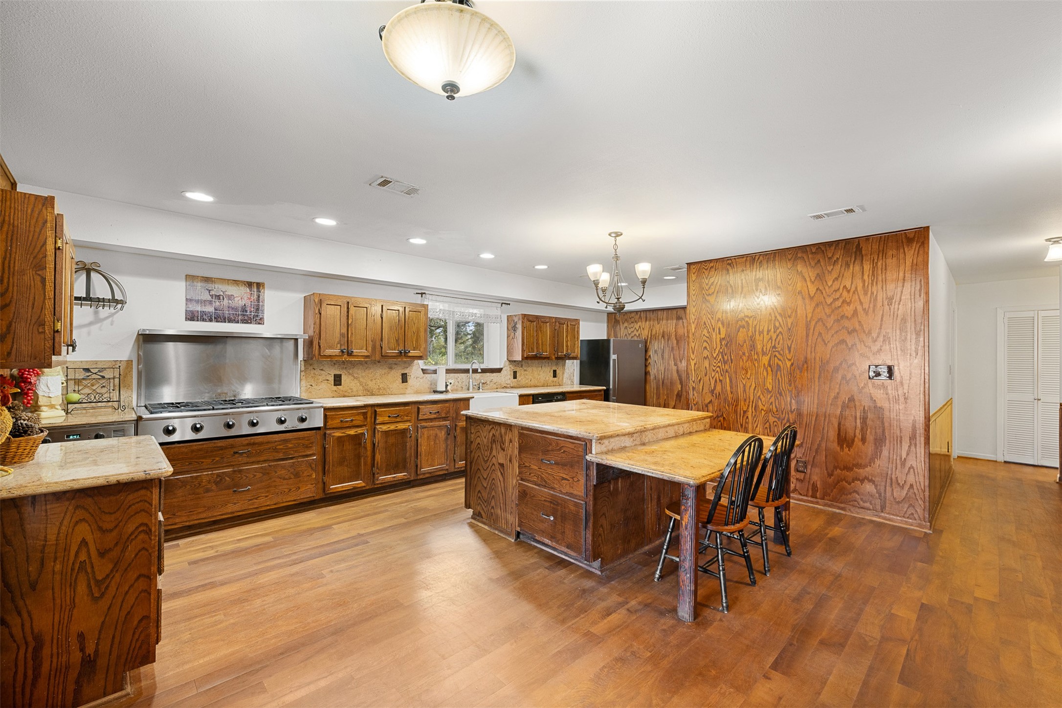 9445 County Road 132 Property Photo 5