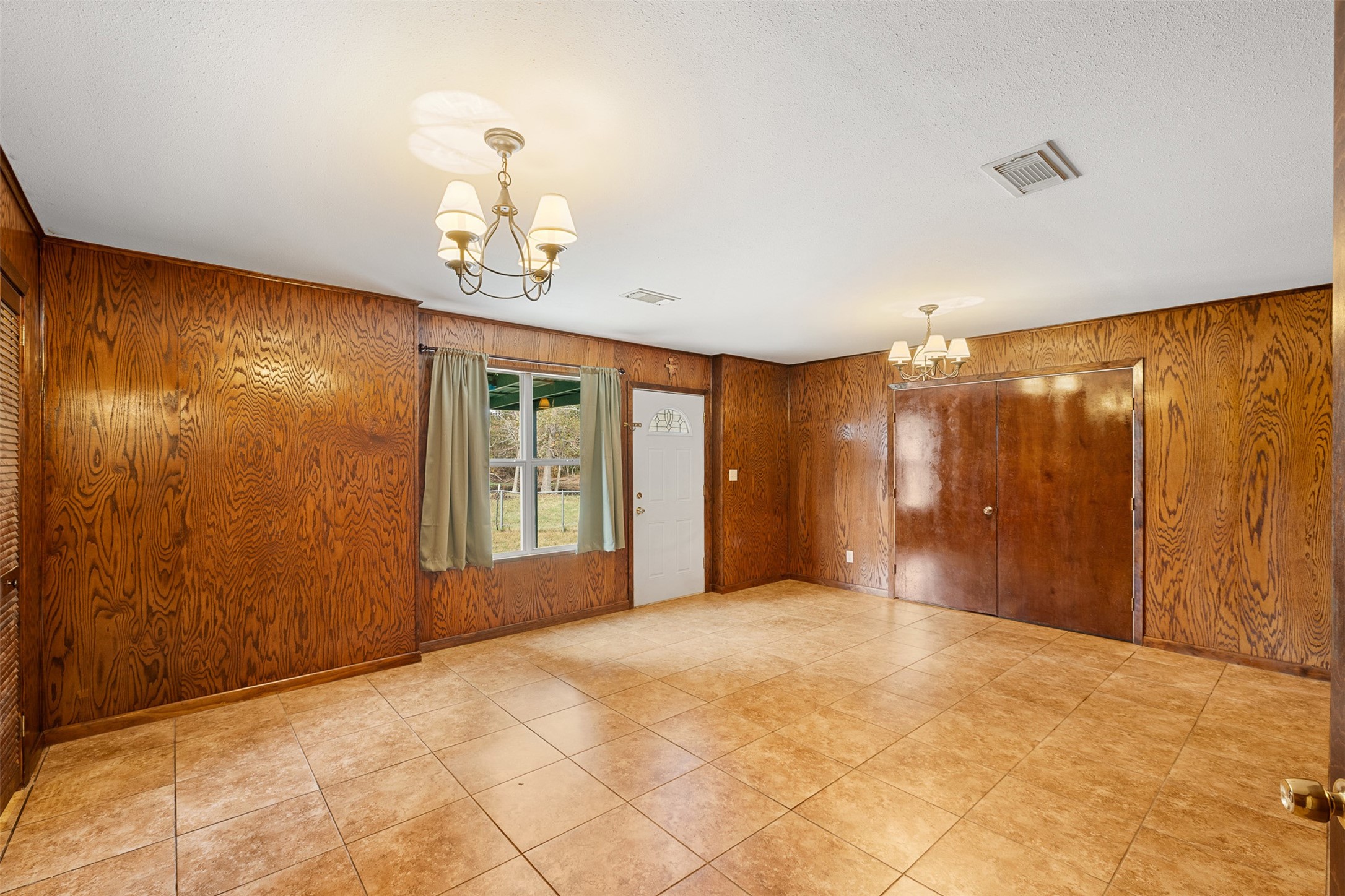 9445 County Road 132 Property Photo 6