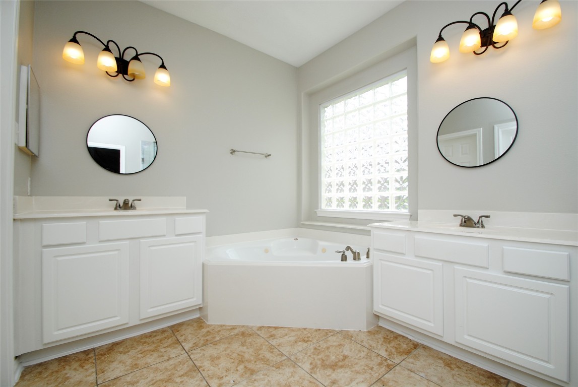 13409 Gardenspring Court Property Photo 19