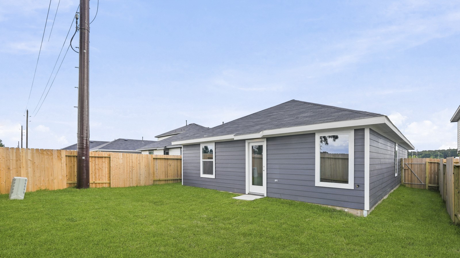 22842 Primrose Wind Lane Property Photo 17
