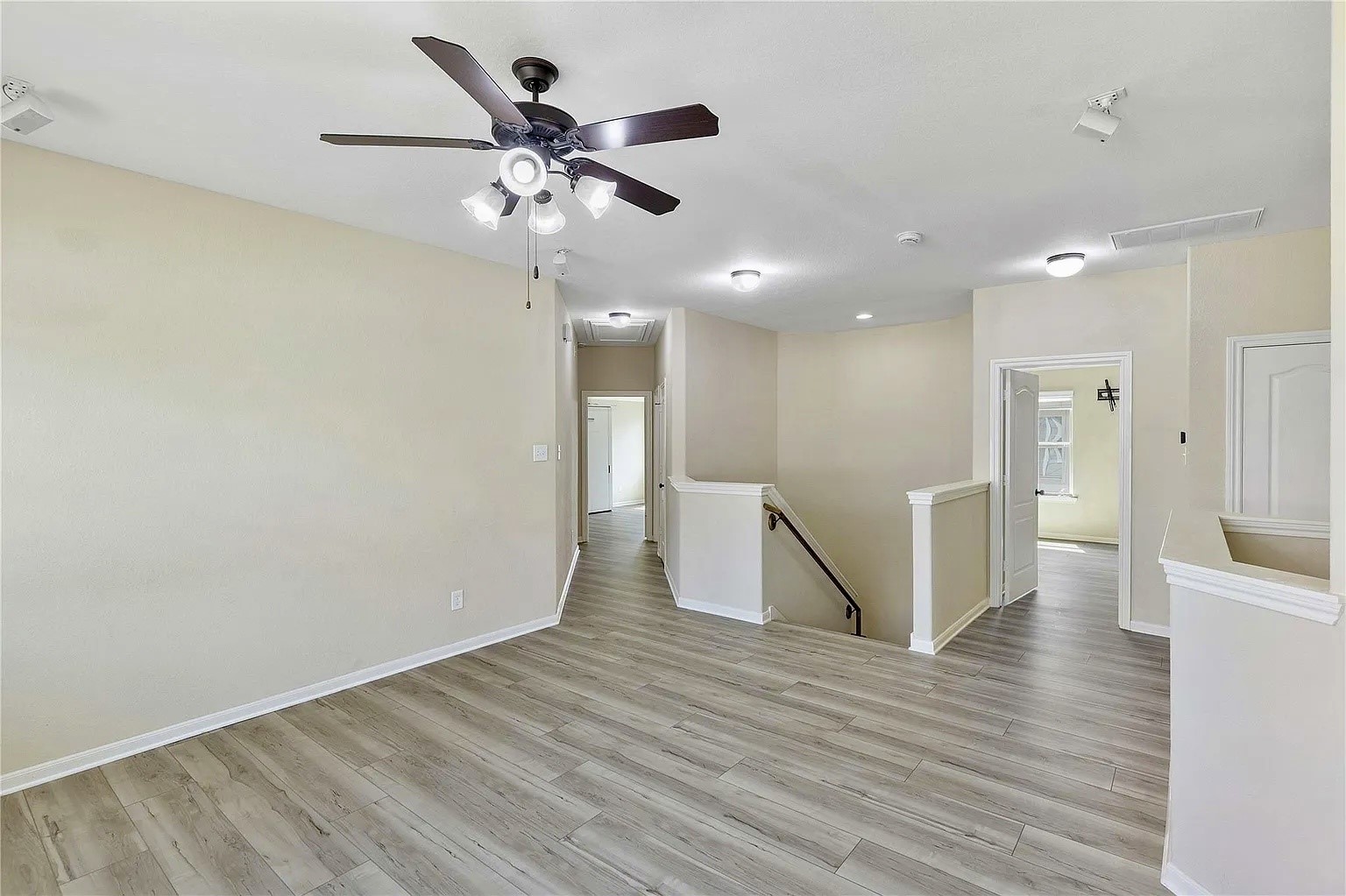 17206 Upper Ridge Lane Property Photo 24